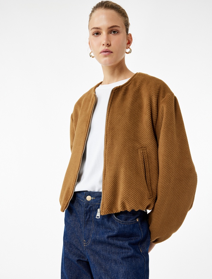 Uzun Kollu Fermuarlı Bisiklet Yaka Kadife Crop Bomber Ceket