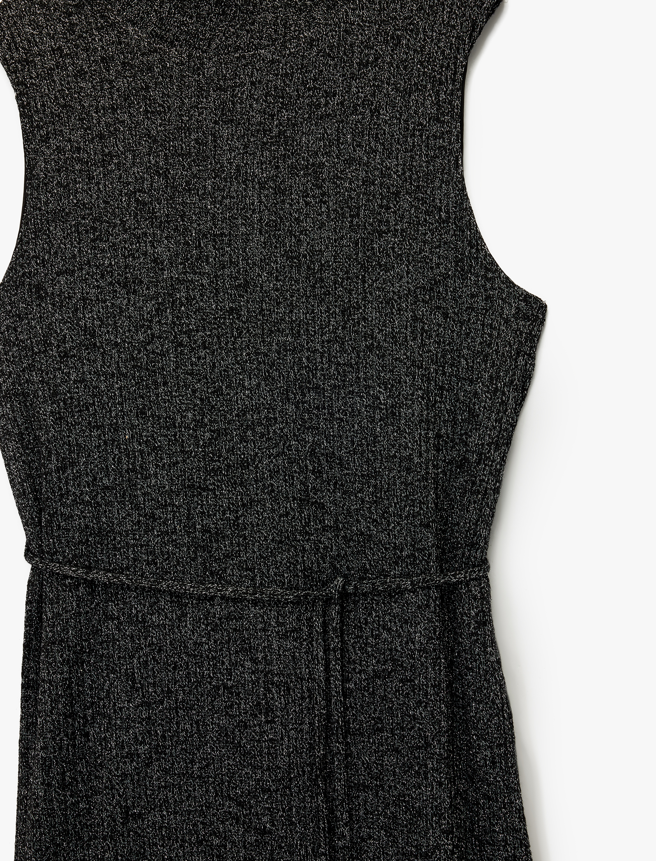 Slim Fit Parıltılı Kemerli Kolsuz Dik Yaka Midi Boy Kalem Elbise