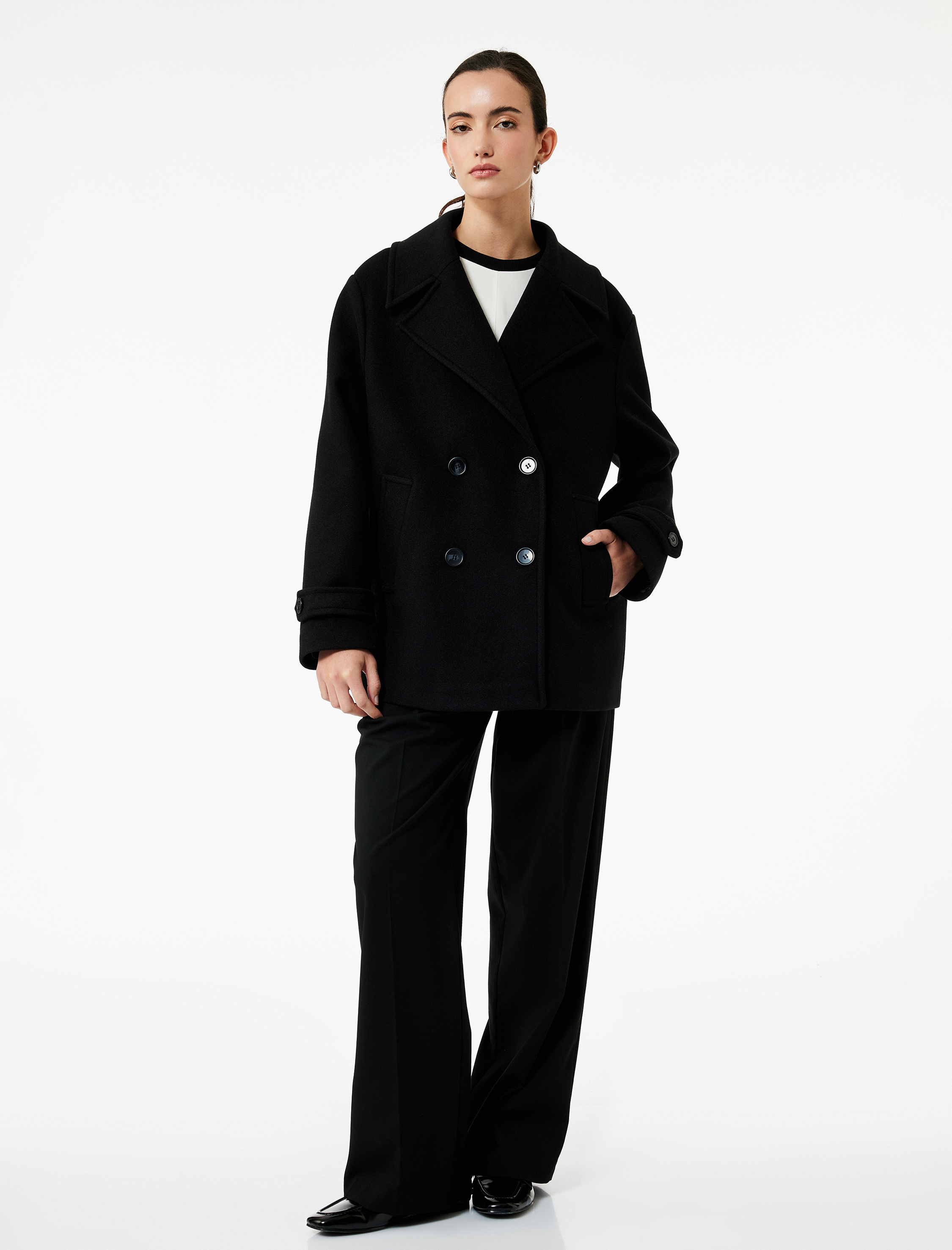   Cepli Düğmeli Kruvaze Uzun Kollu Kısa Kaşe Kaban