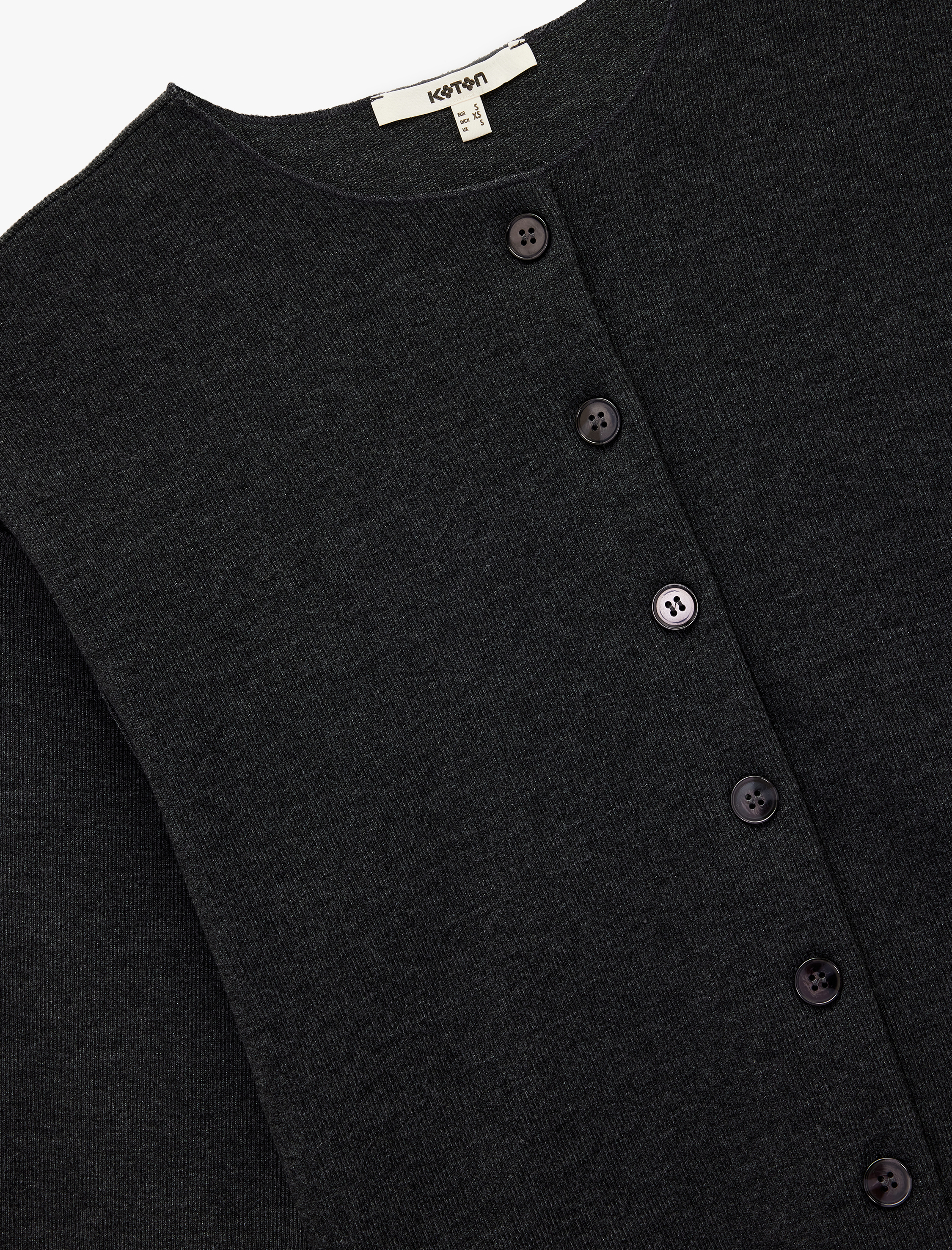   Uzun Kollu Bisiklet Yaka Düğmeli Triko Hırka