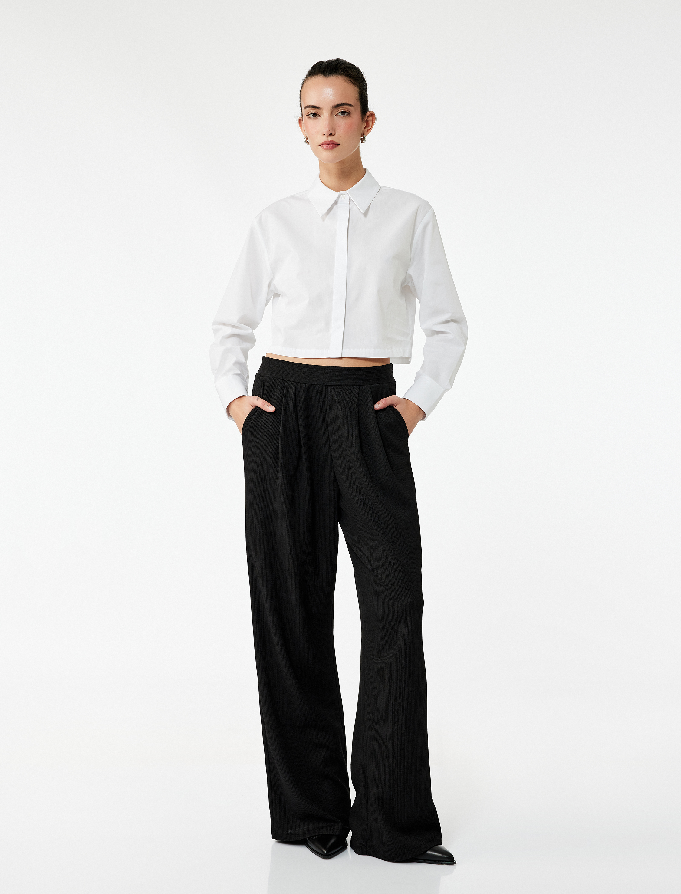   Bürümcük Kumaş Cepli Pileli Düz Bol Paça Palazzo Pantolon