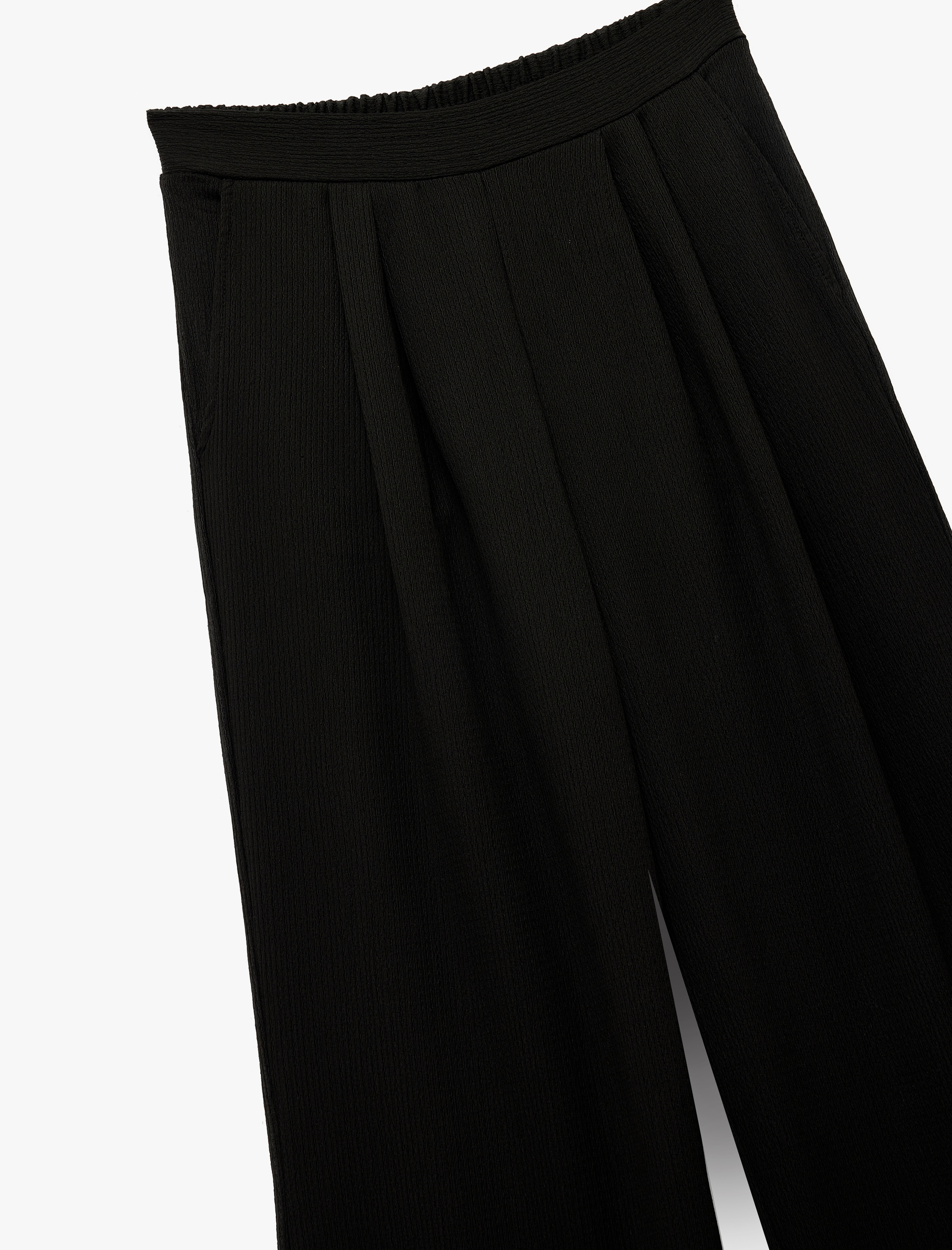   Bürümcük Kumaş Cepli Pileli Düz Bol Paça Palazzo Pantolon