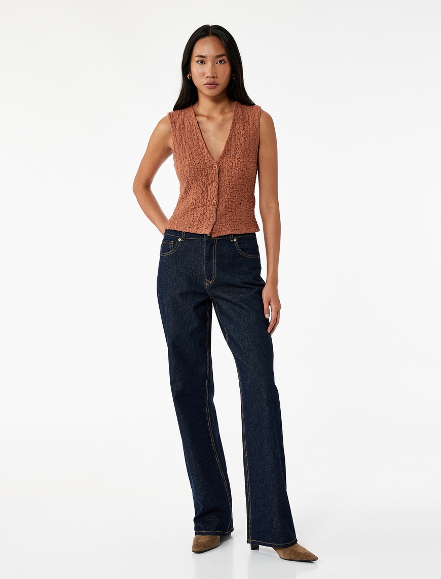   Bürümcük Kumaş Slim Fit V Yaka Düğmeli Yelek