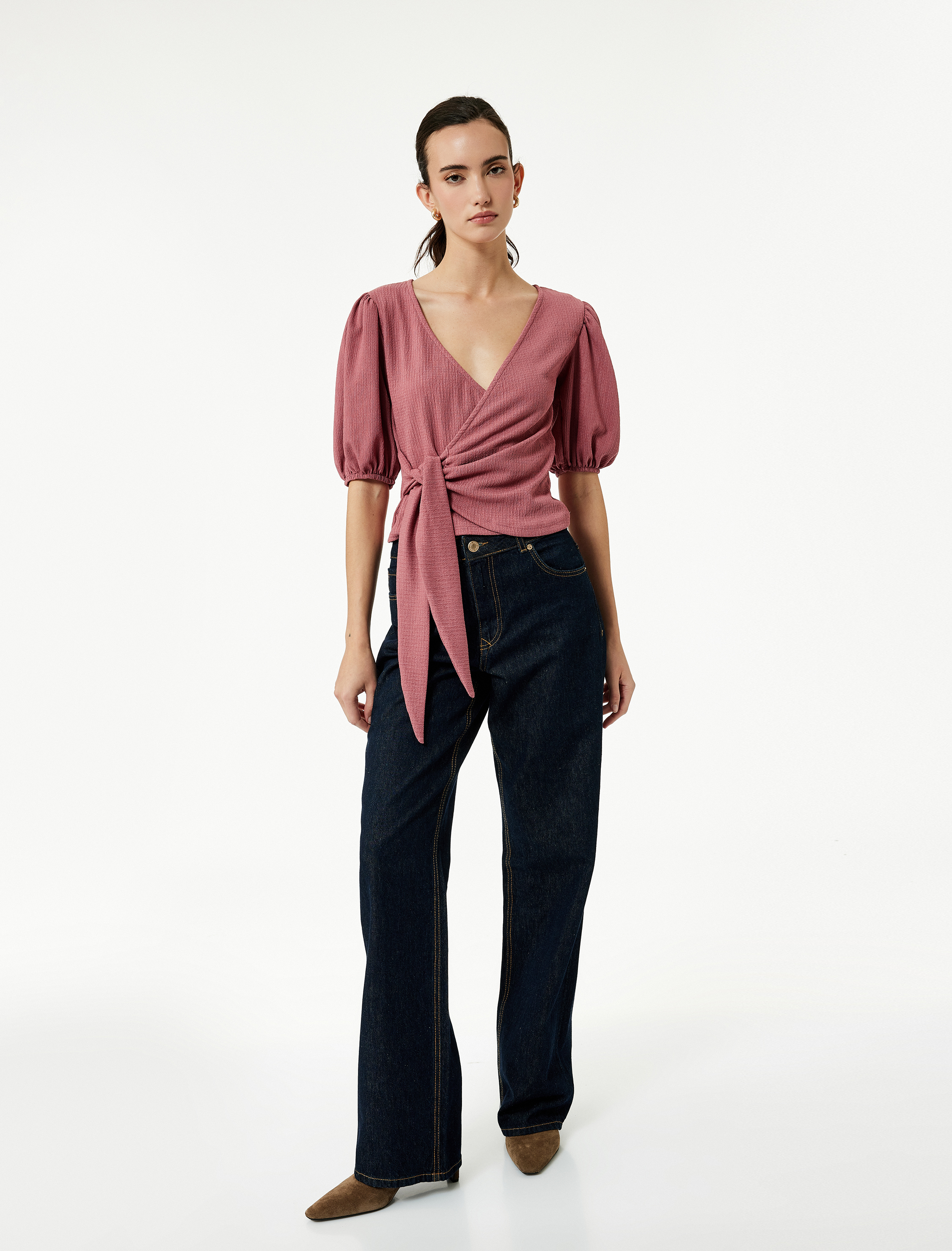 Bürümcük Kumaş Önden Bağlama Detaylı Kısa Balon Kollu Kruvaze Tişört