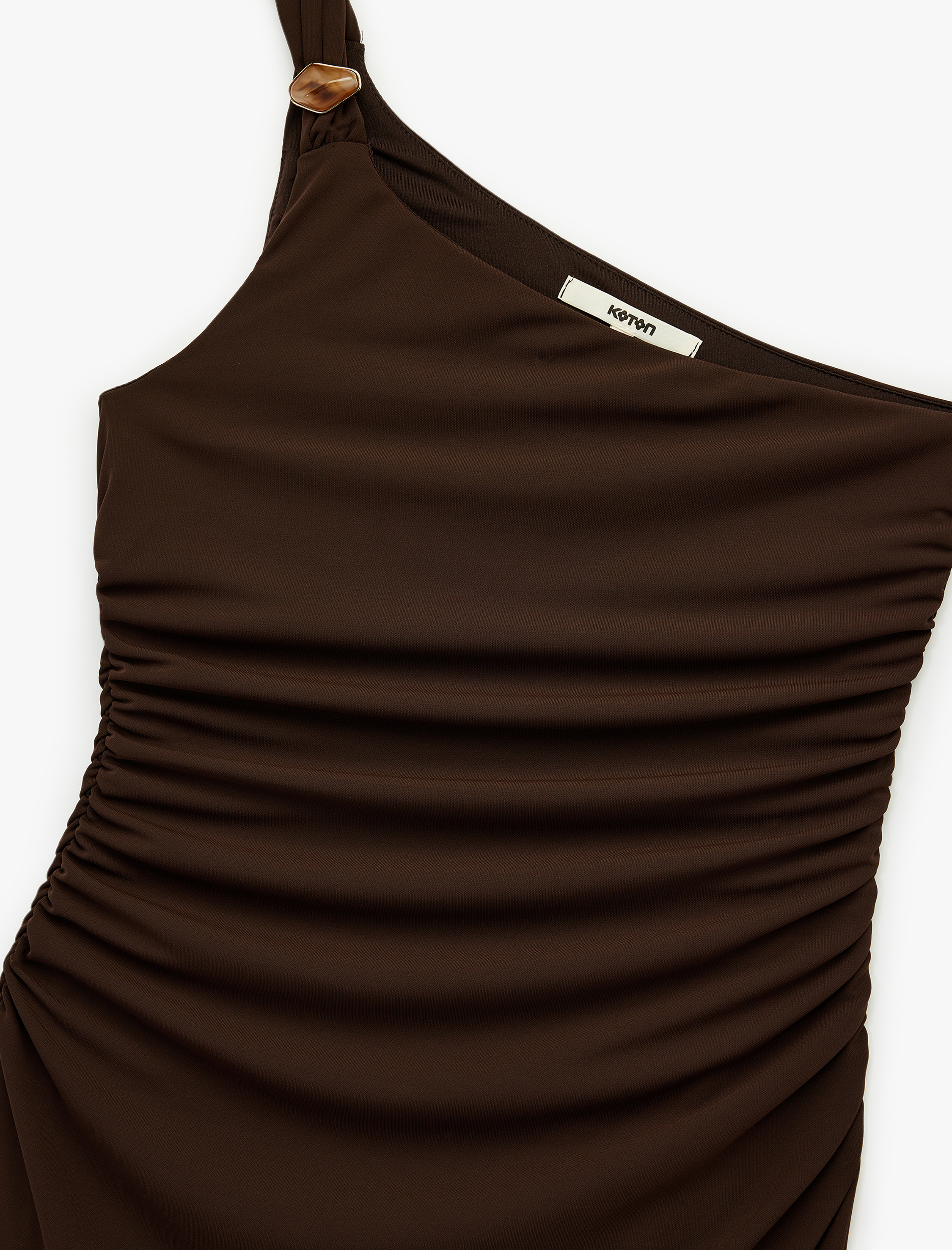   Aksesuar Detaylı Drapeli Tek Omuz Midi Kalem Elbise