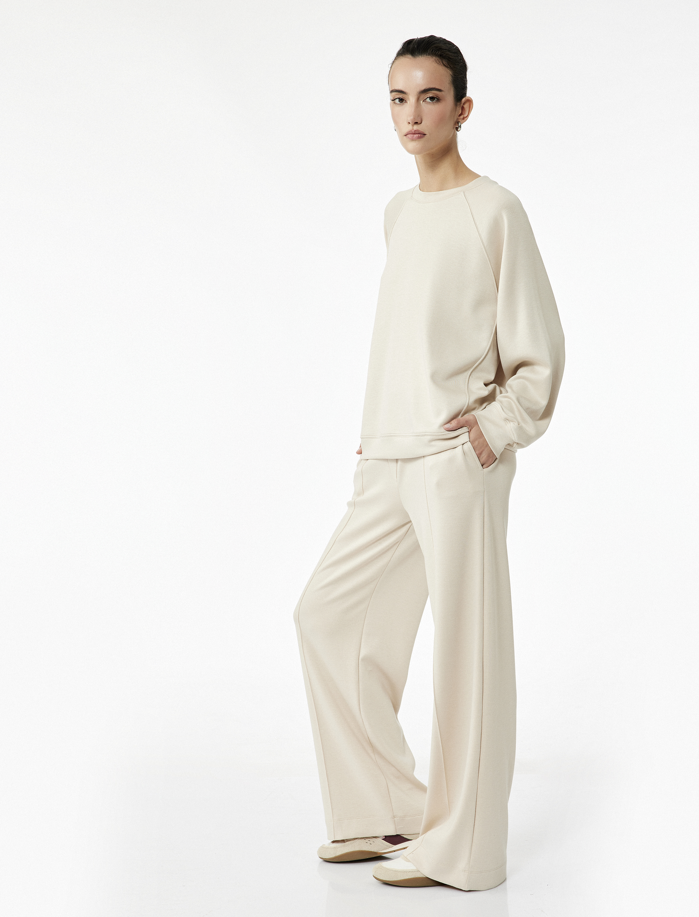   Scuba Kumaş Uzun Kollu Bisiklet Yaka Basic Sweatshirt