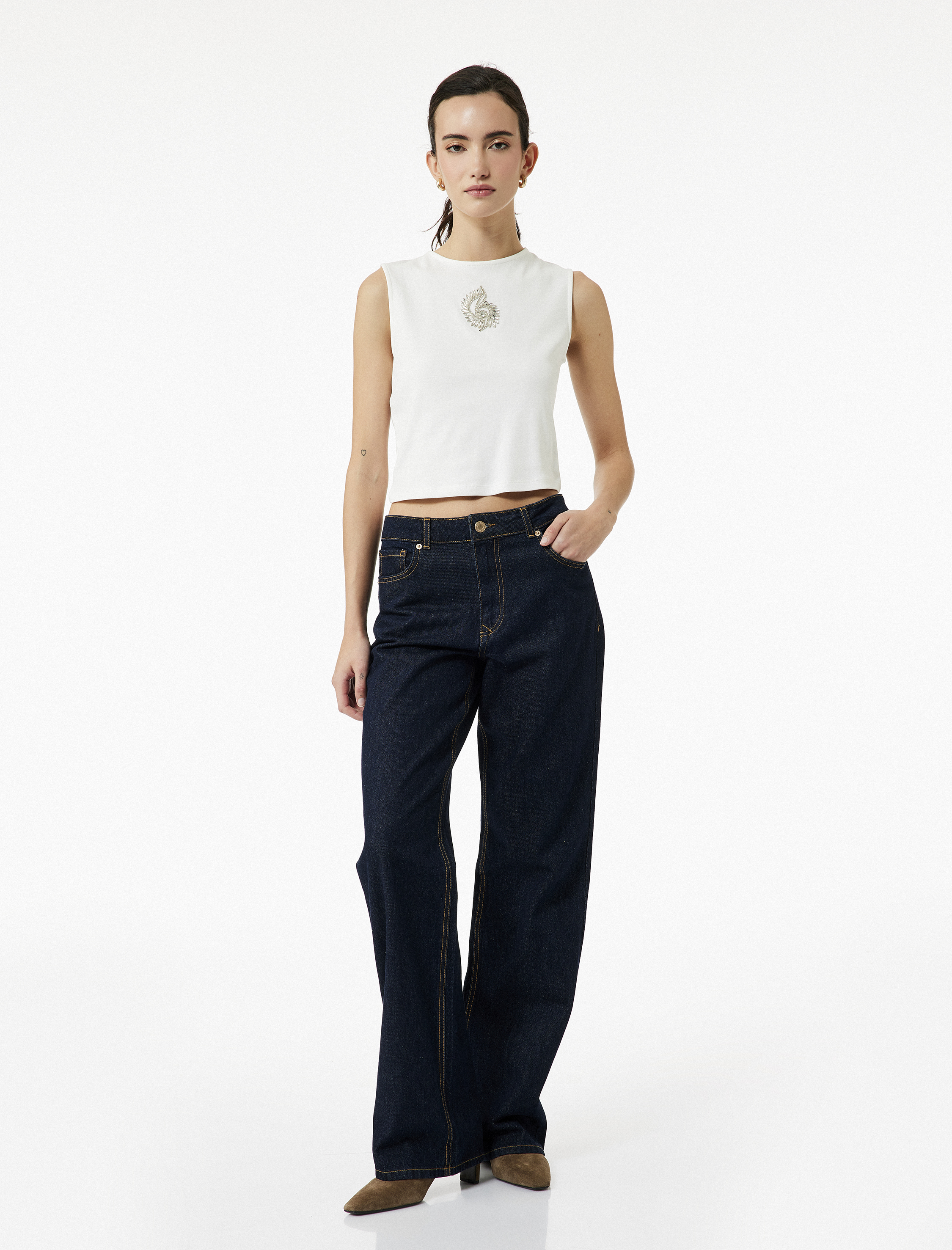   Pamuklu Slim Fit Bisiklet Yaka Taş Detaylı Kolsuz Bluz