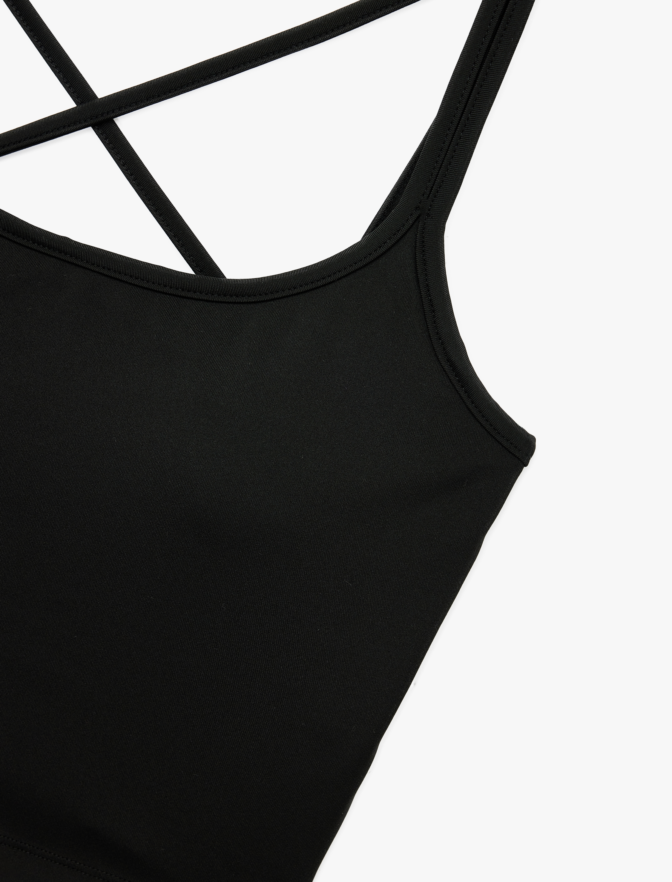   İp Askılı Sırt Detaylı Yarım Sporcu Sütyeni