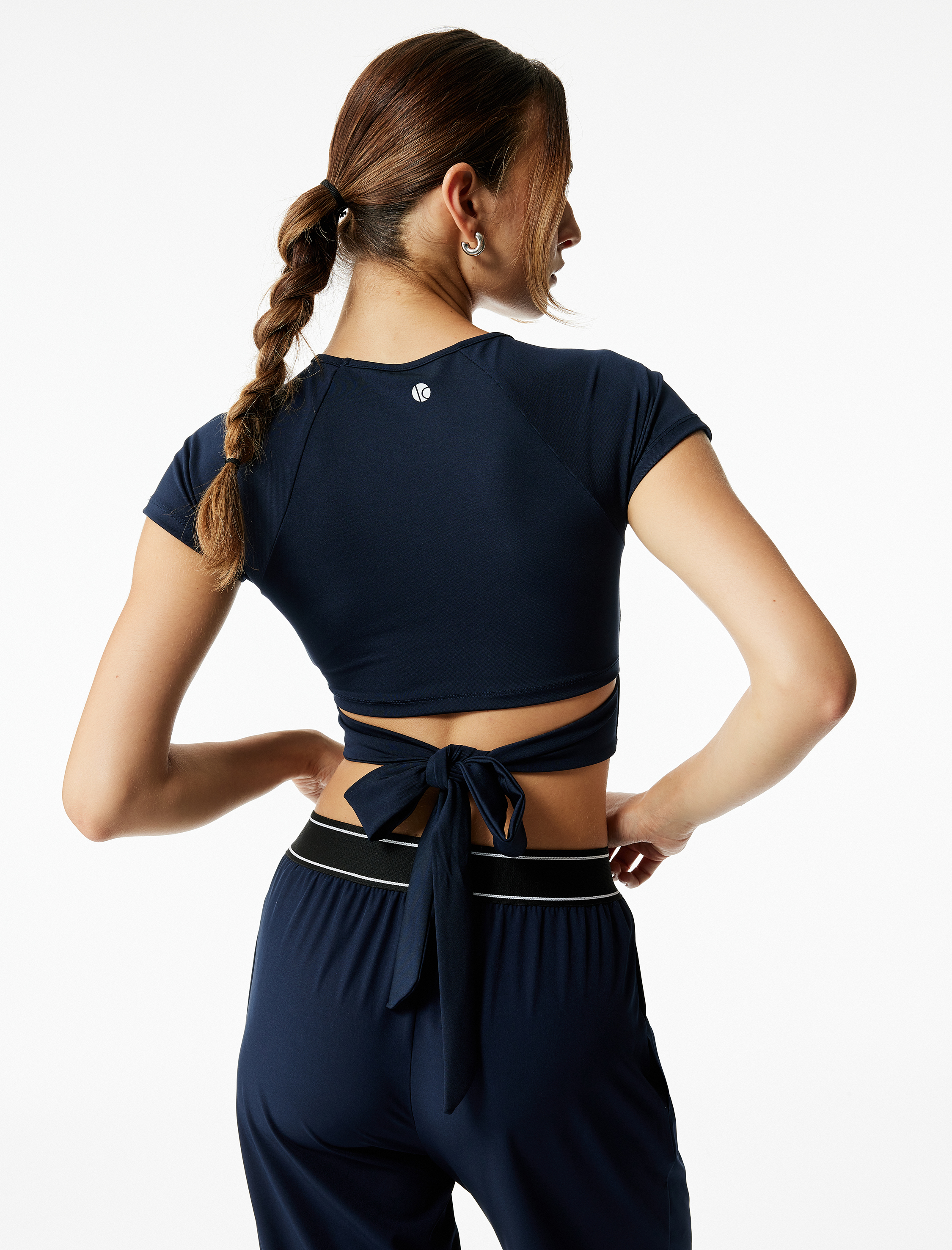   Slim Fit Kısa Kollu Bağlama Detaylı Crop Spor Tişört