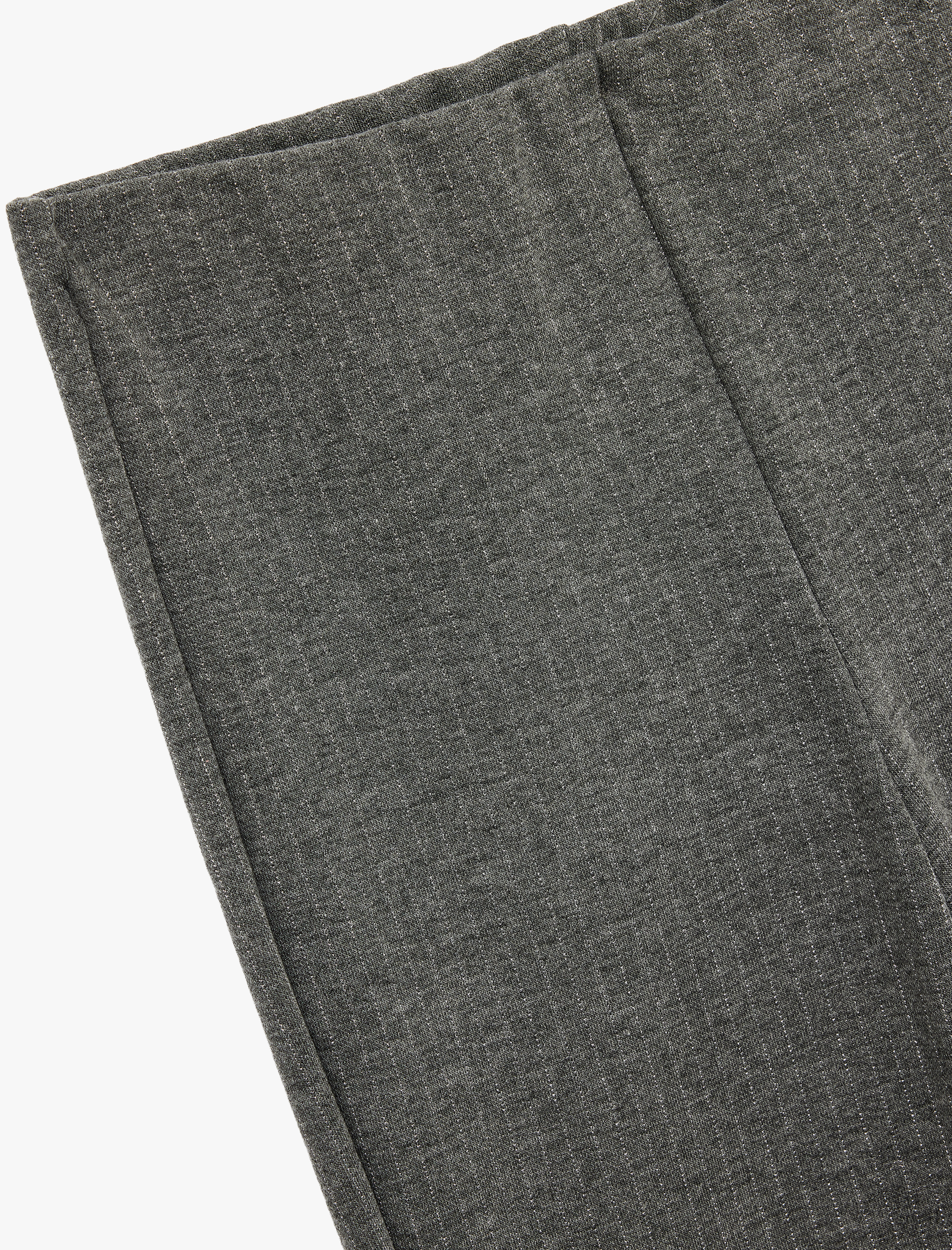   Dar Kesim Parıltılı Çizgili İspanyol Paça Kumaş Pantolon