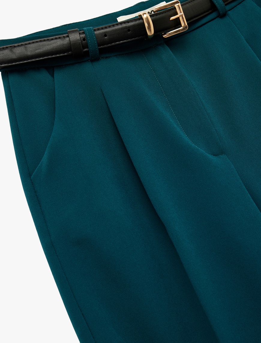   Regular Fit Cepli Kemer Detaylı Havuç Pantolon