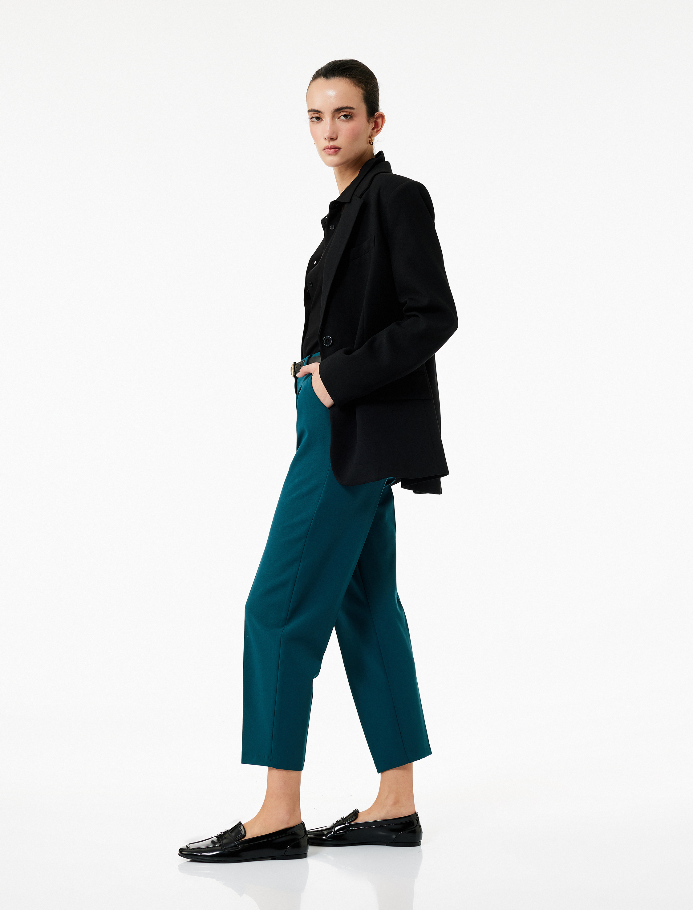   Regular Fit Cepli Kemer Detaylı Havuç Pantolon