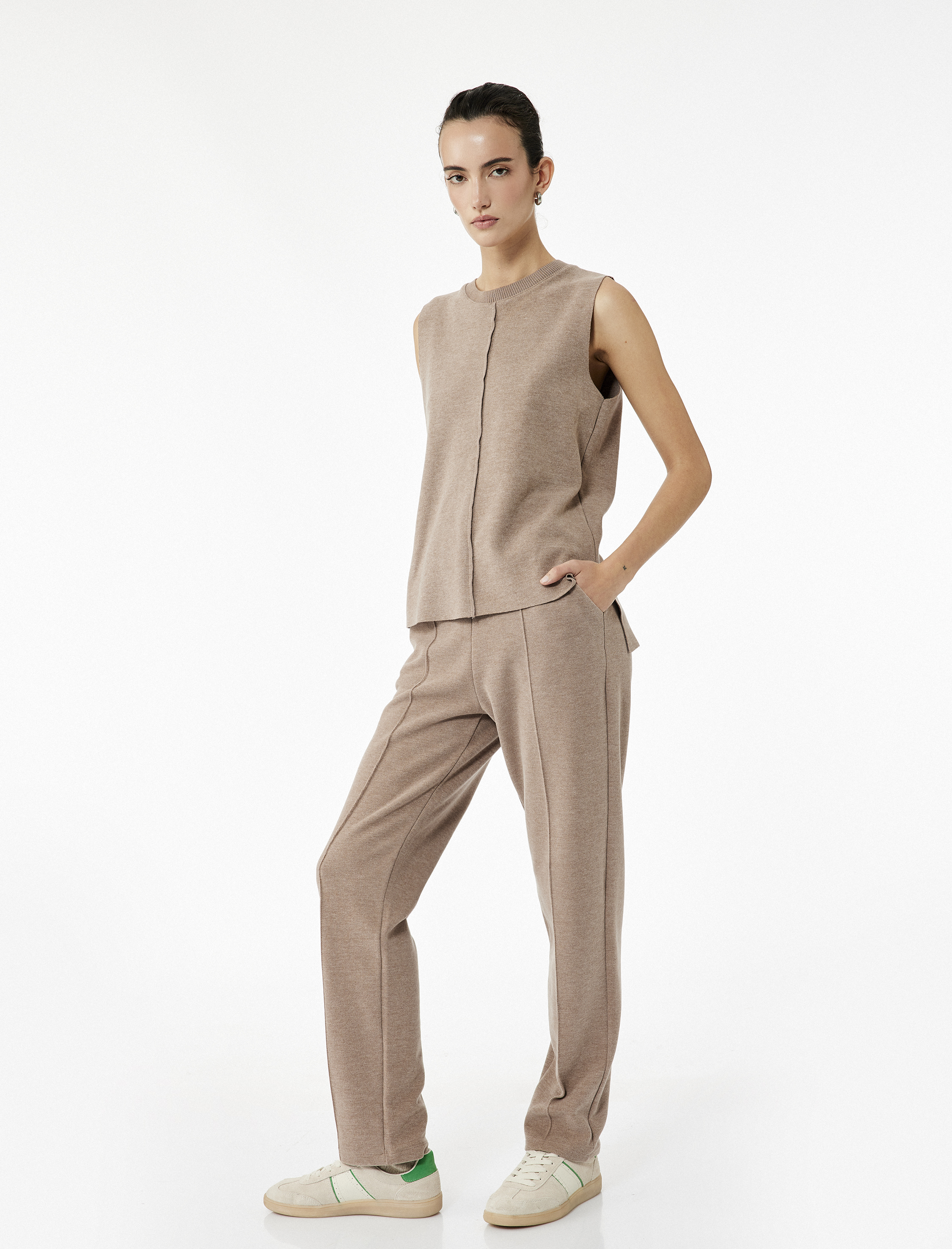   Slim Fit Nervürlü Yan Cepli Eşofman Pantolon