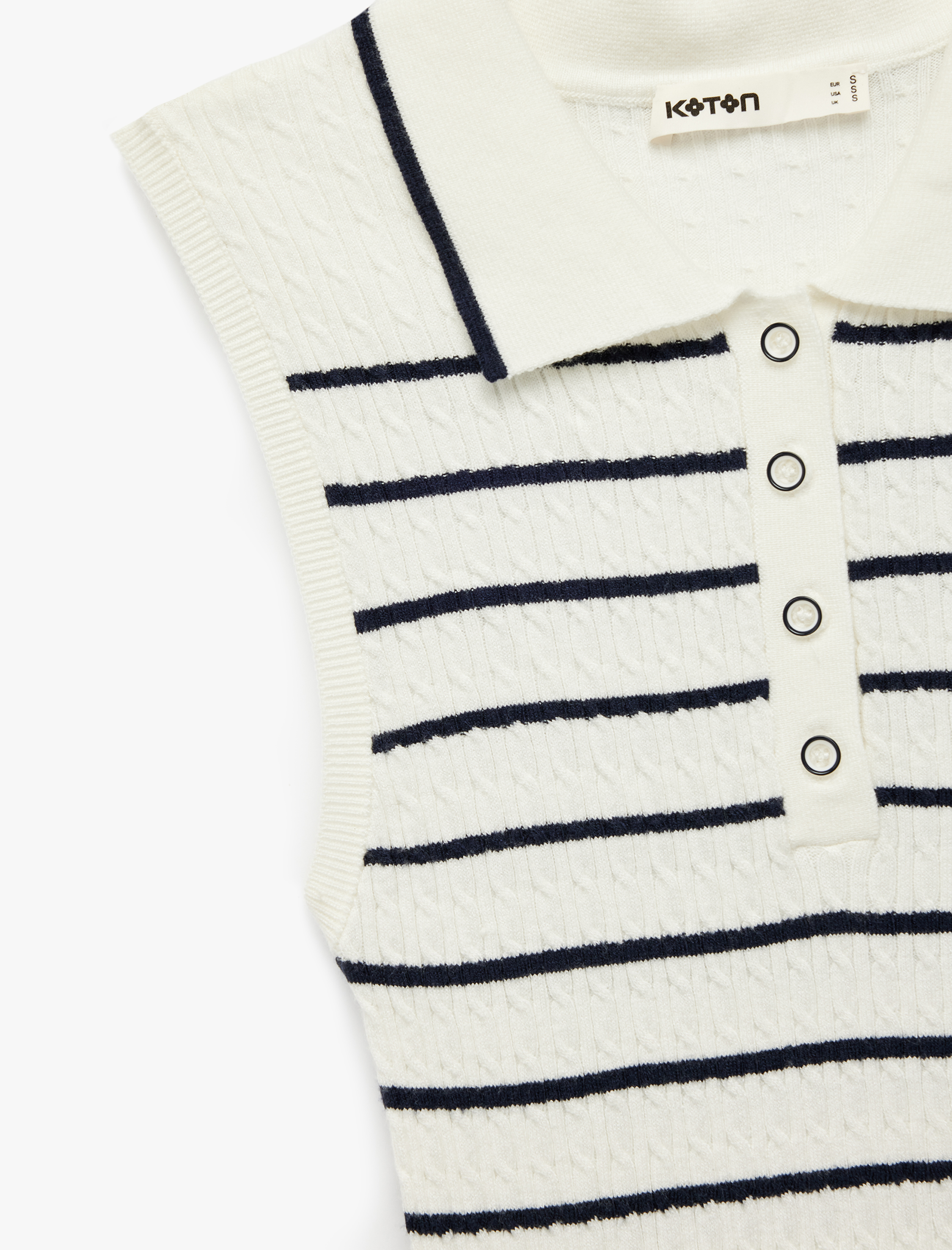   Yarım Düğmeli Polo Yaka Triko Kolsuz Bluz