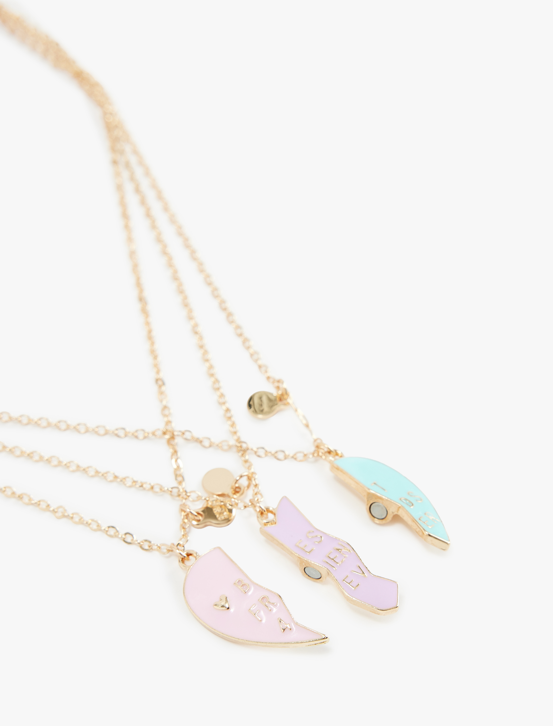  Kadın Kalpli Mıknatıslı 3'lü Zincir Arkadaşlık Kolyesi