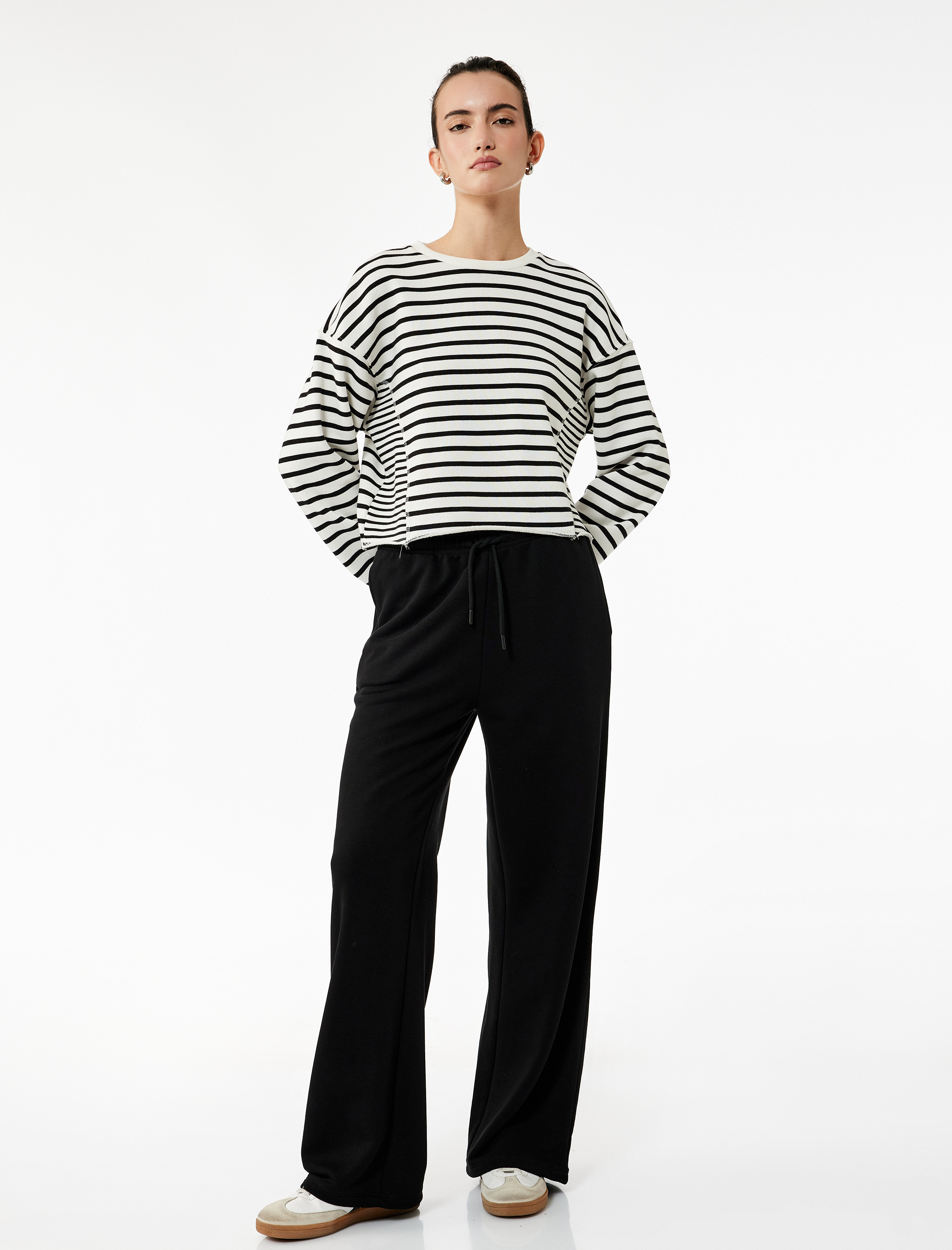   Normal Bel Üç İplik Nervürlü Cepli Eşofman Altı