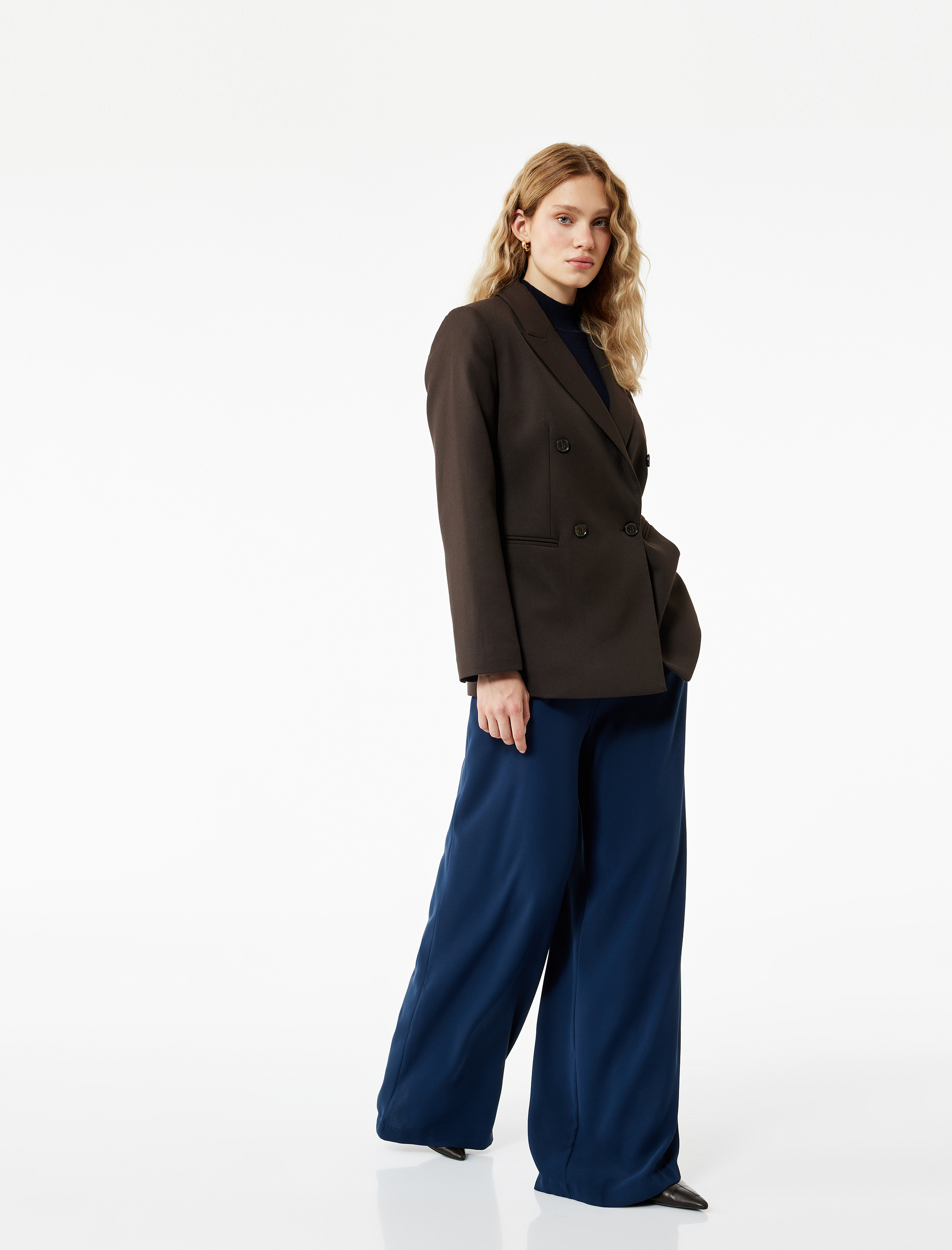   Krep Kumaş Cepli Pile Detaylı Yüksek Bel Geniş Paça Palazzo Pantolon