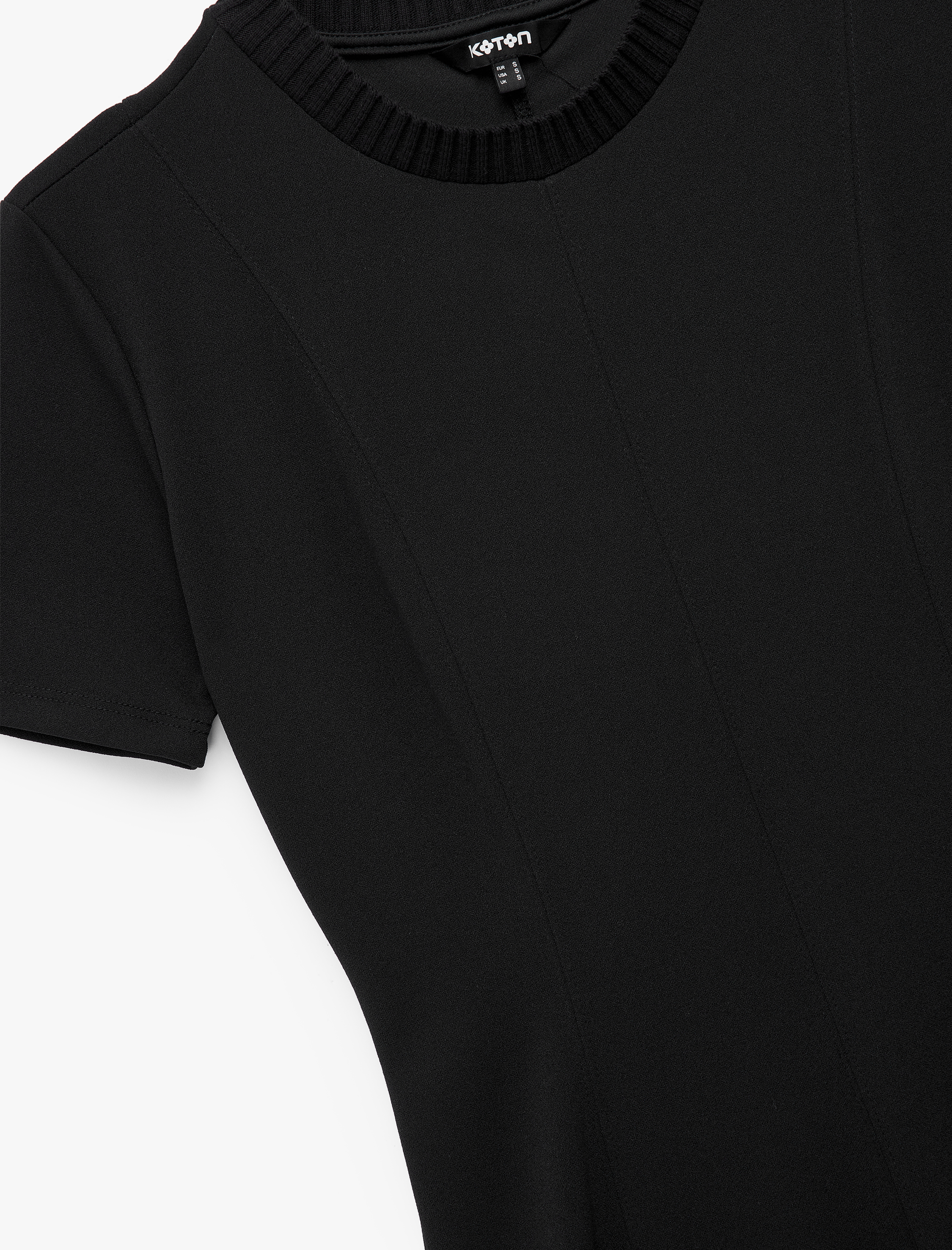 Krep Scuba Kumaş Slim Fit Kısa Kollu Bisiklet Yaka Midi Boy Kloş Elbise