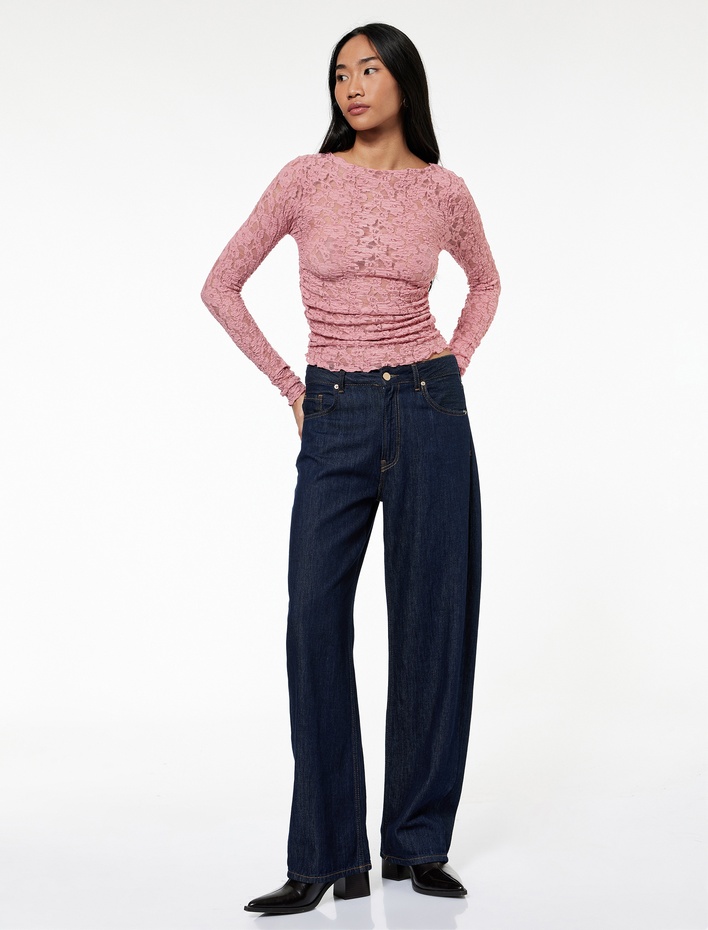  Yarı Transparan Uzun Kollu Kayık Yaka Dantel Bluz