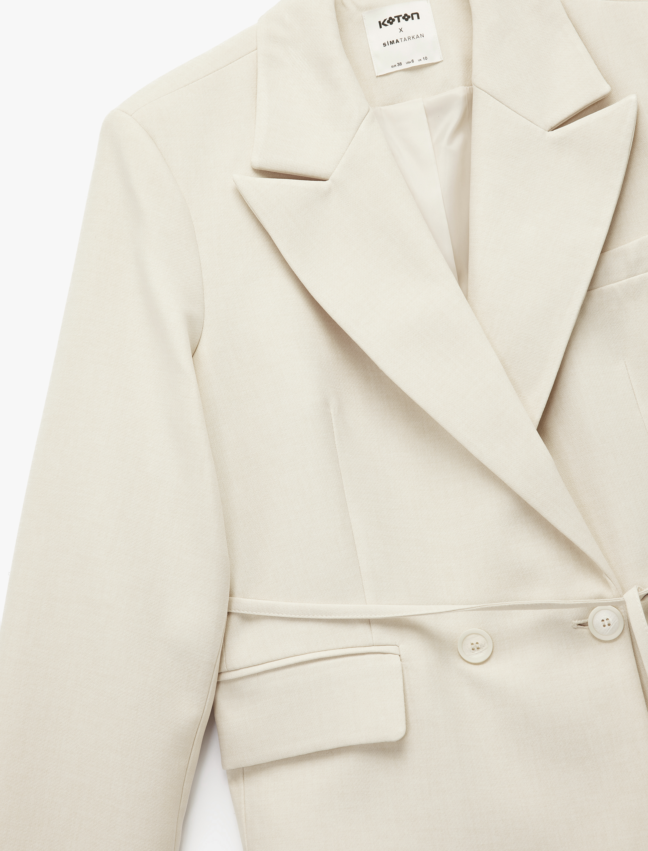   Koton X Sima Tarkan - Kruvaze Uzun Kollu Kemerli Oversize Blazer Ceket