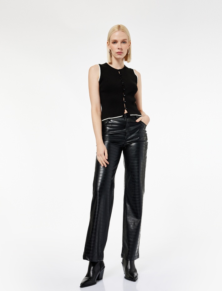  Renk Kontrast Detaylı Düğmeli Bisiklet Yaka Triko Yelek