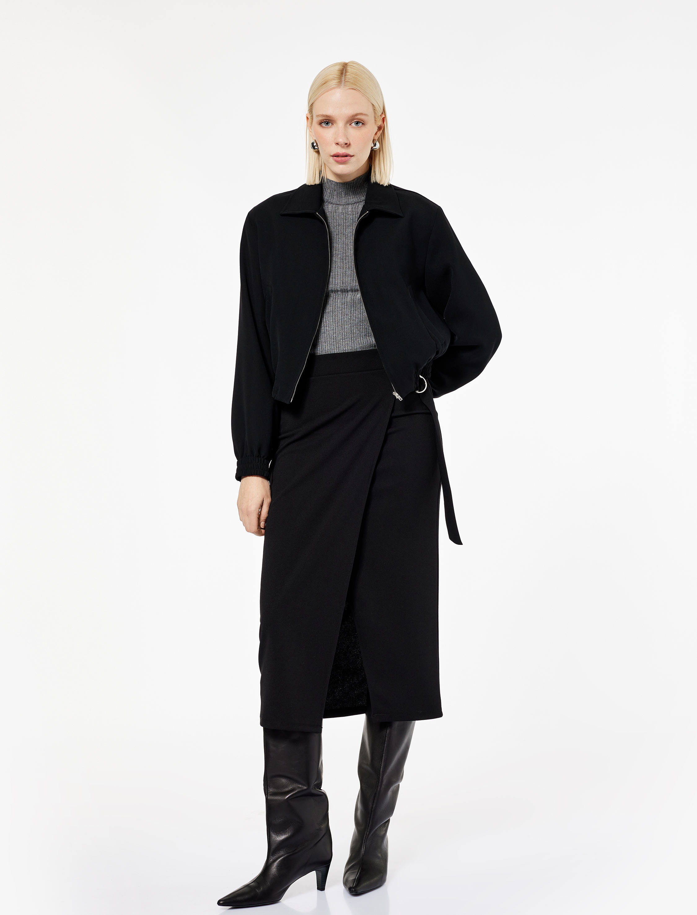   Uzun Kollu Klasik Yaka Fermuarlı Mevsimlik Ceket