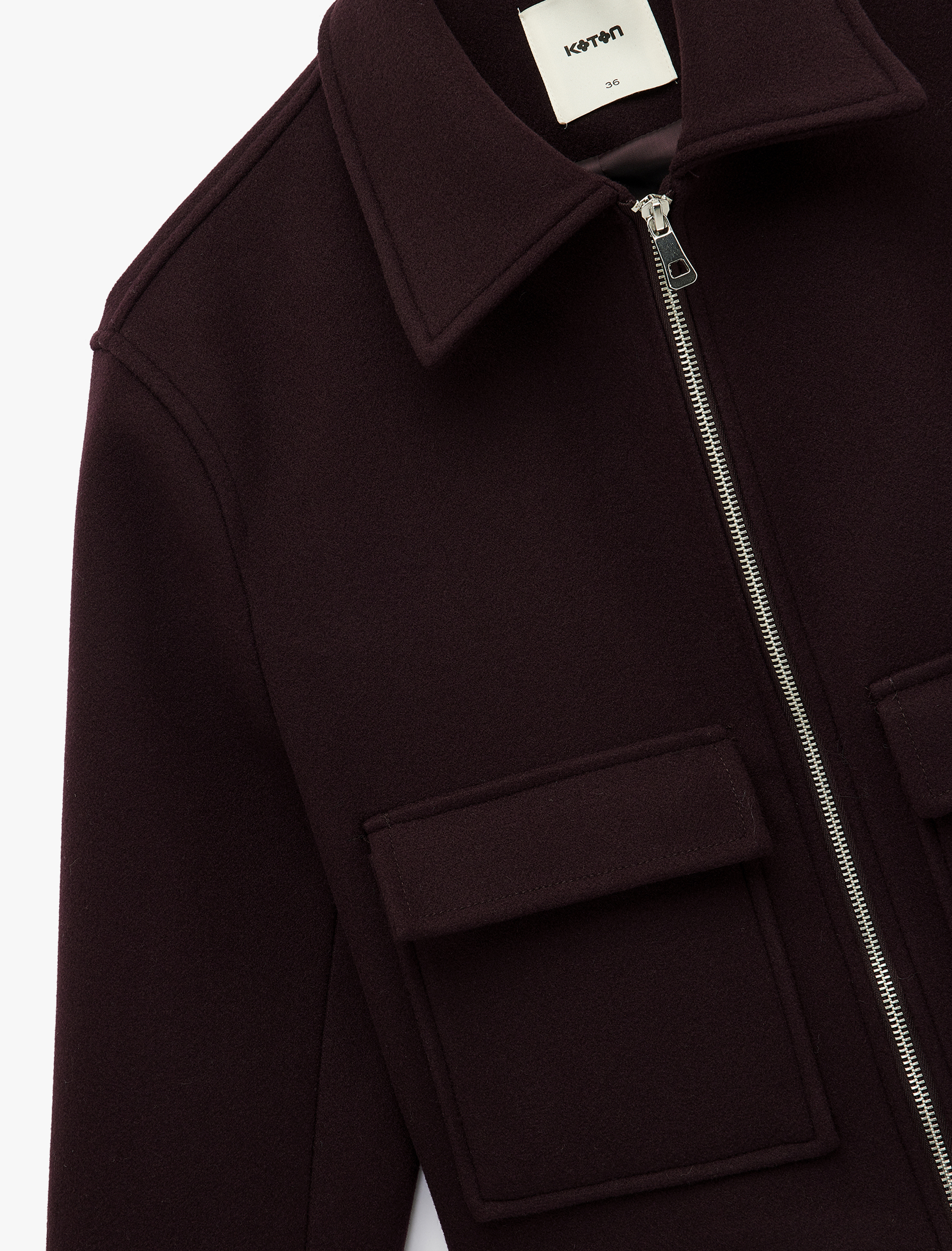   Uzun Kollu Cepli Fermuarlı Kısa Kaşe Mont