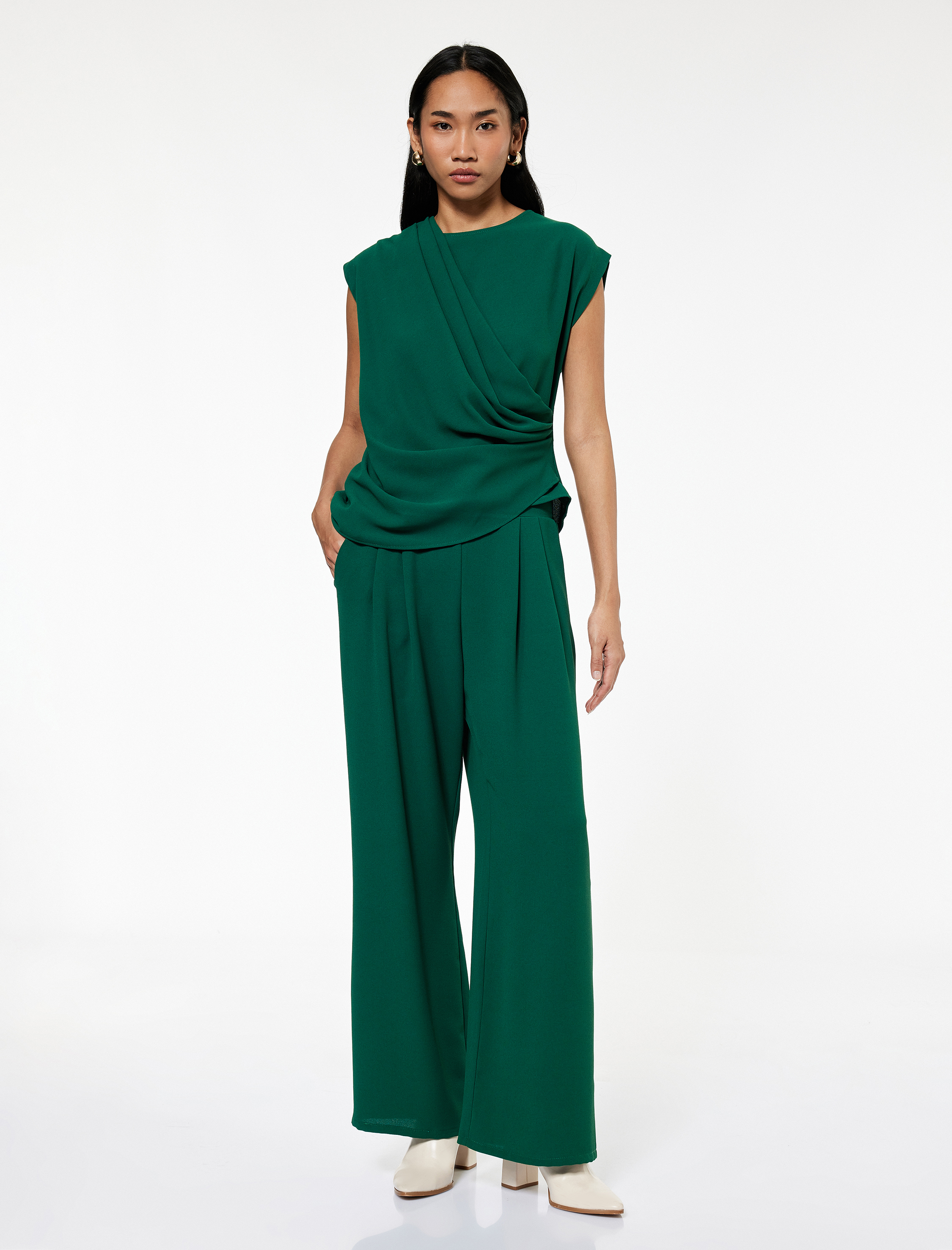   Bisiklet Yaka Asimetrik Kruvaze Krep Kolsuz Bluz