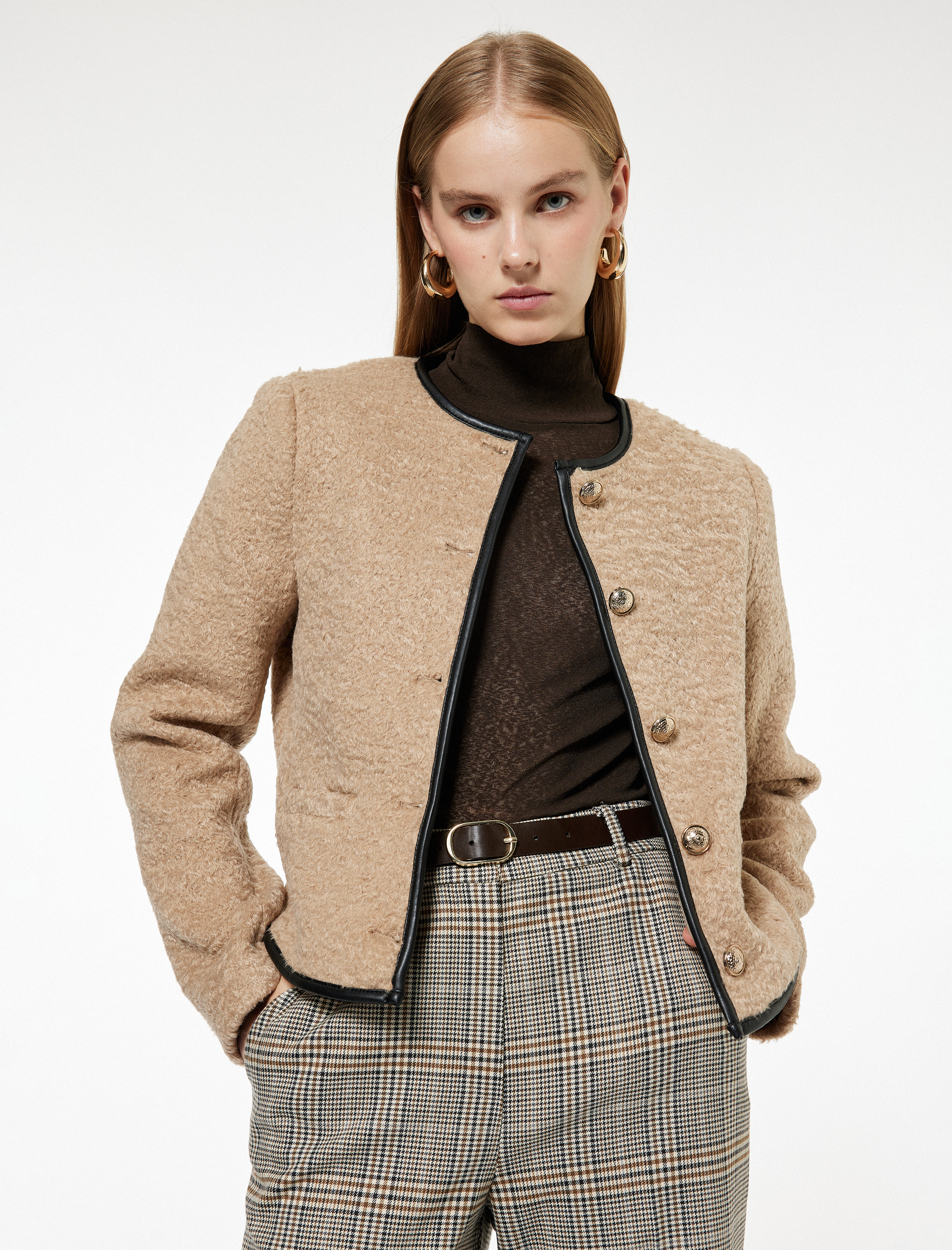   Uzun Kollu Düğmeli Bisiklet Yaka Buklet Crop Ceket