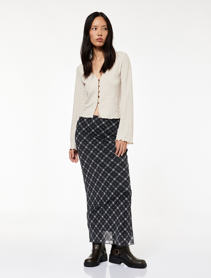  Düğmeli Uzun Kollu V Yaka Slim Fit Bluz