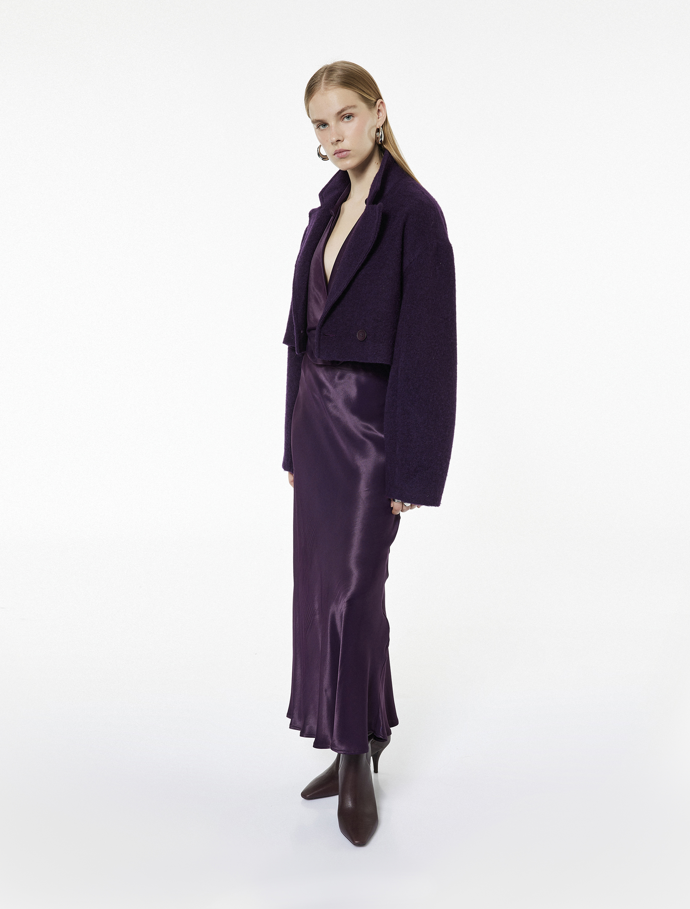   Viskon Kumaş Kloş Midi Boy Saten Etek