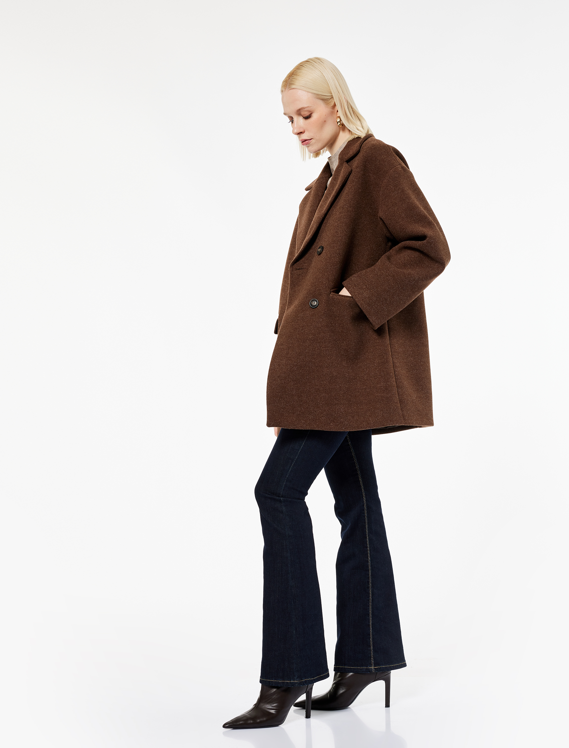   Uzun Kollu Düğmeli Cepli Kruvaze Kaşe Kaban