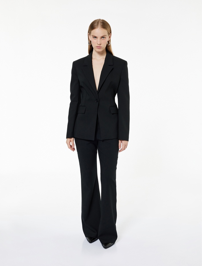  Slim Fit Uzun Kollu Cep Detaylı Düğmeli Geniş Yaka Blazer Ceket