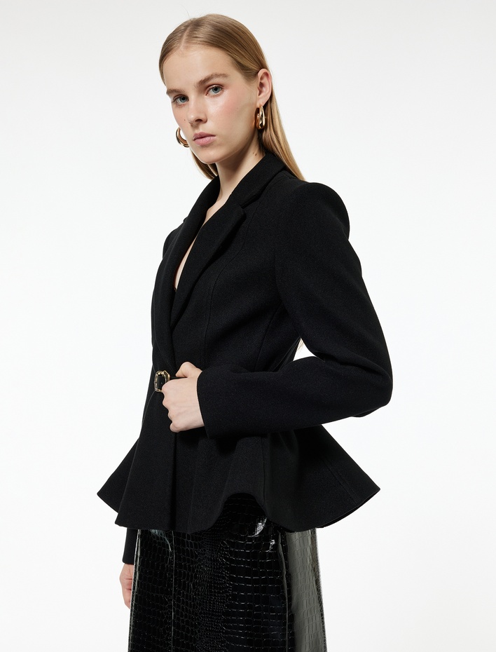  Uzun Kollu Kemer Detaylı Peplum Blazer Ceket