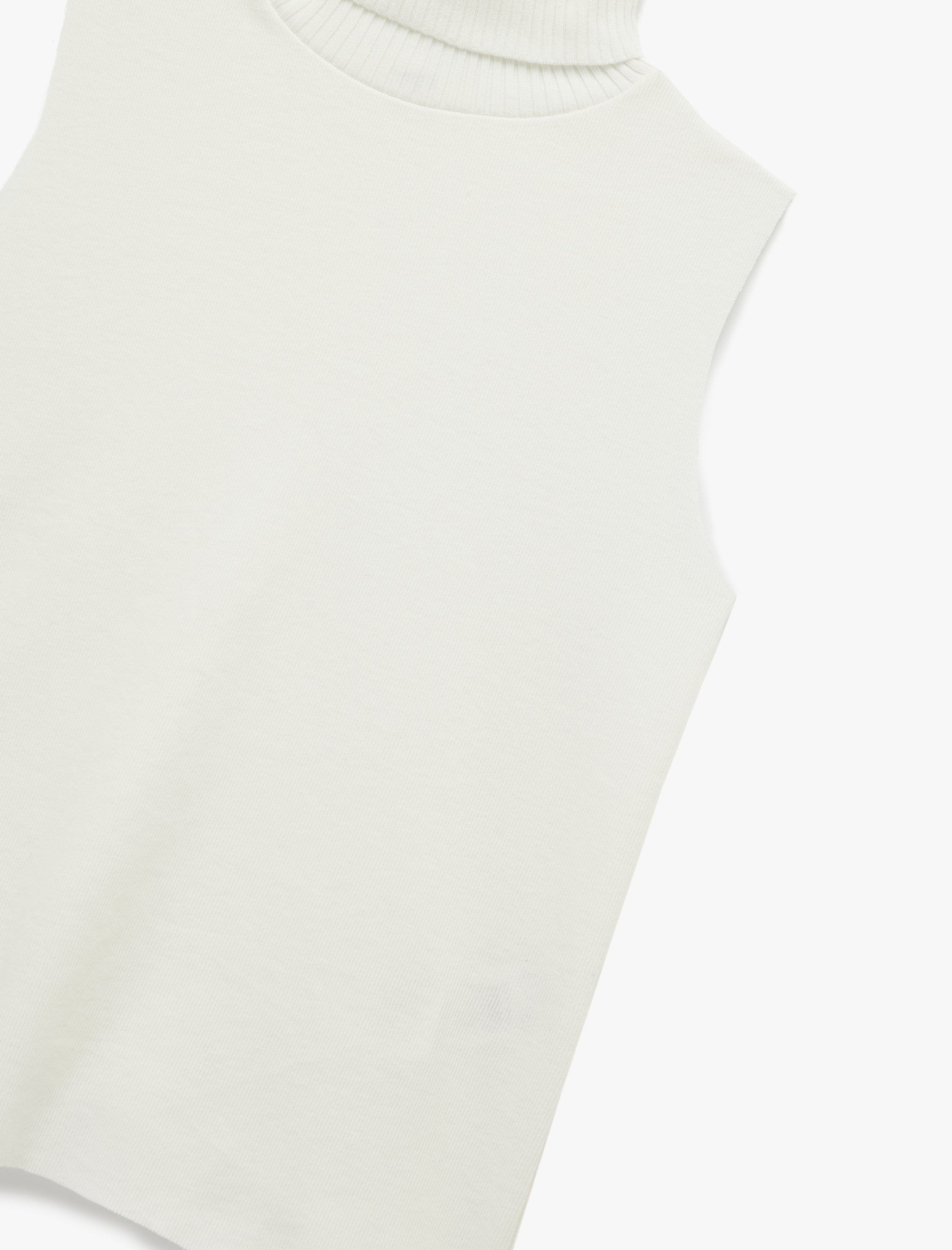   Balıkçı Yaka Kolsuz Body