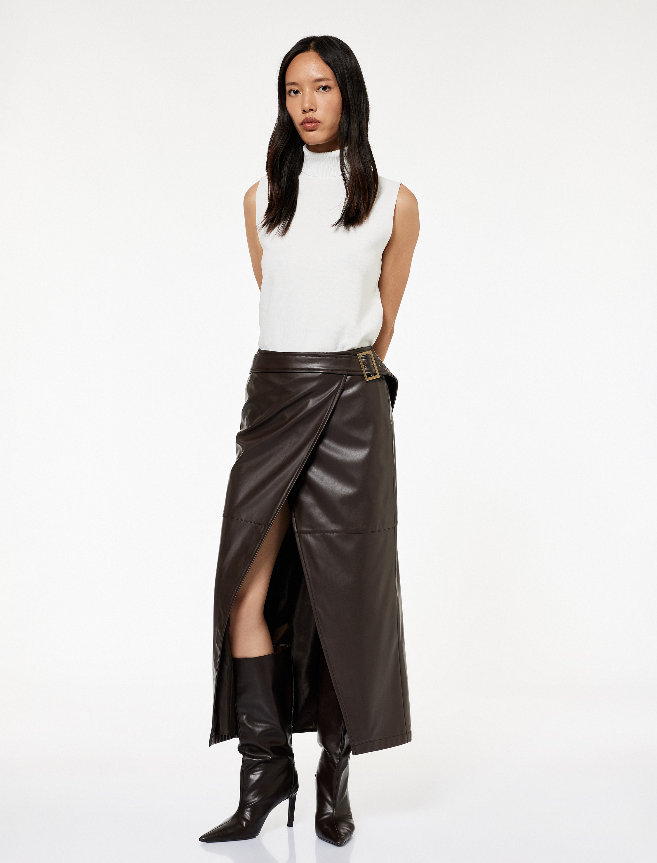   Balıkçı Yaka Kolsuz Body