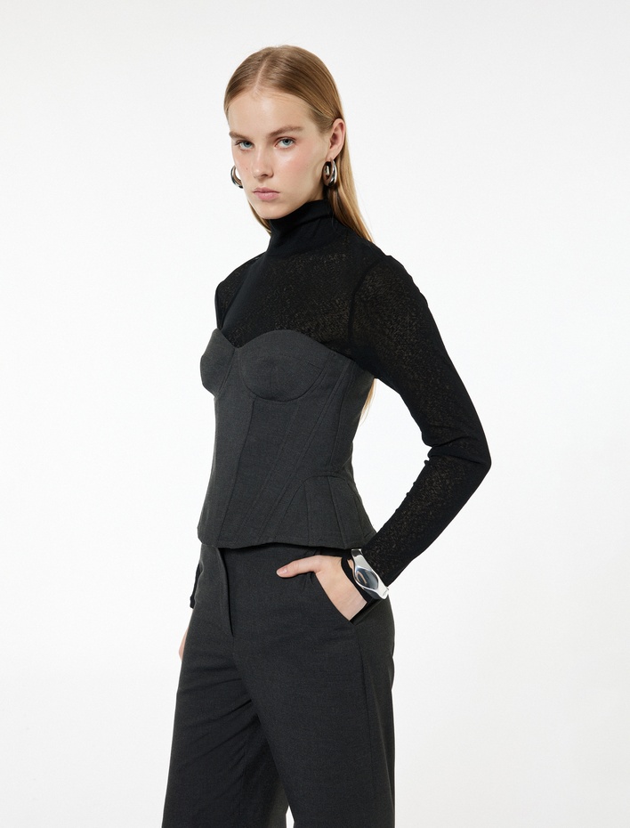  Arkadan Fermuarlı Korse Detaylı Straplez Üst