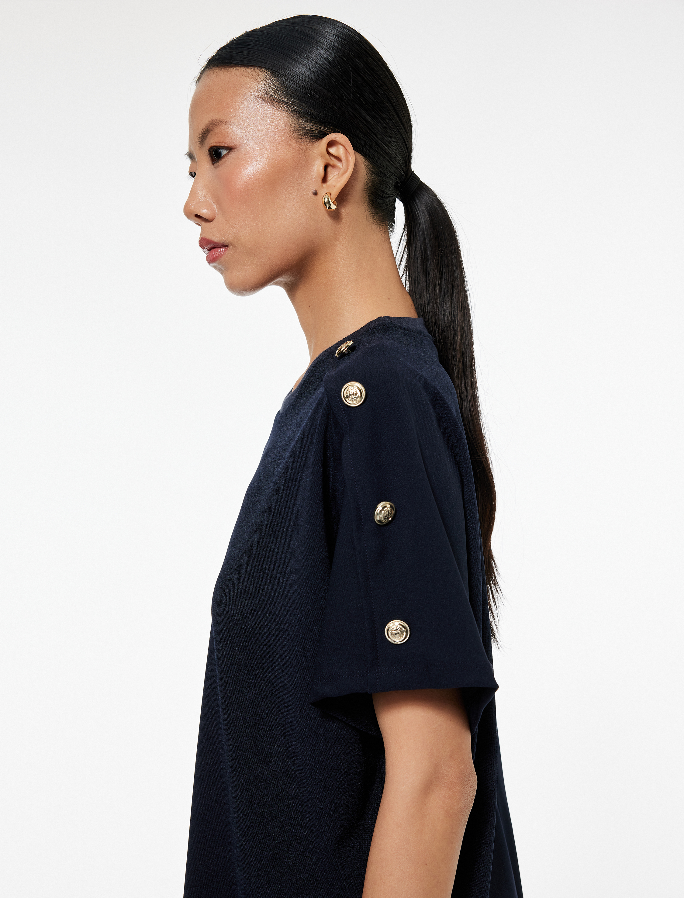   Regular Fit Kısa Kollu Bisiklet Yaka Düğmeli Tişört