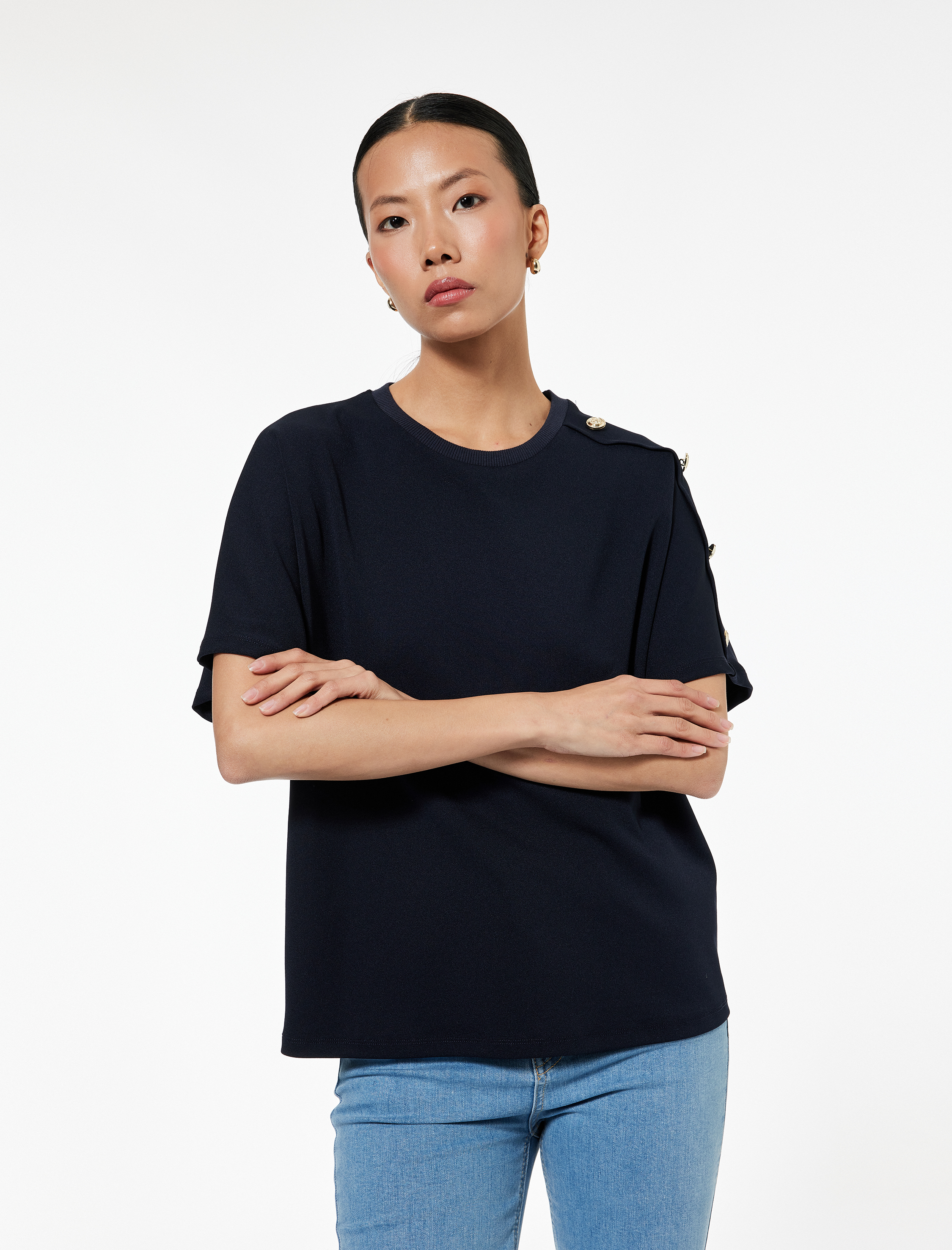   Regular Fit Kısa Kollu Bisiklet Yaka Düğmeli Tişört