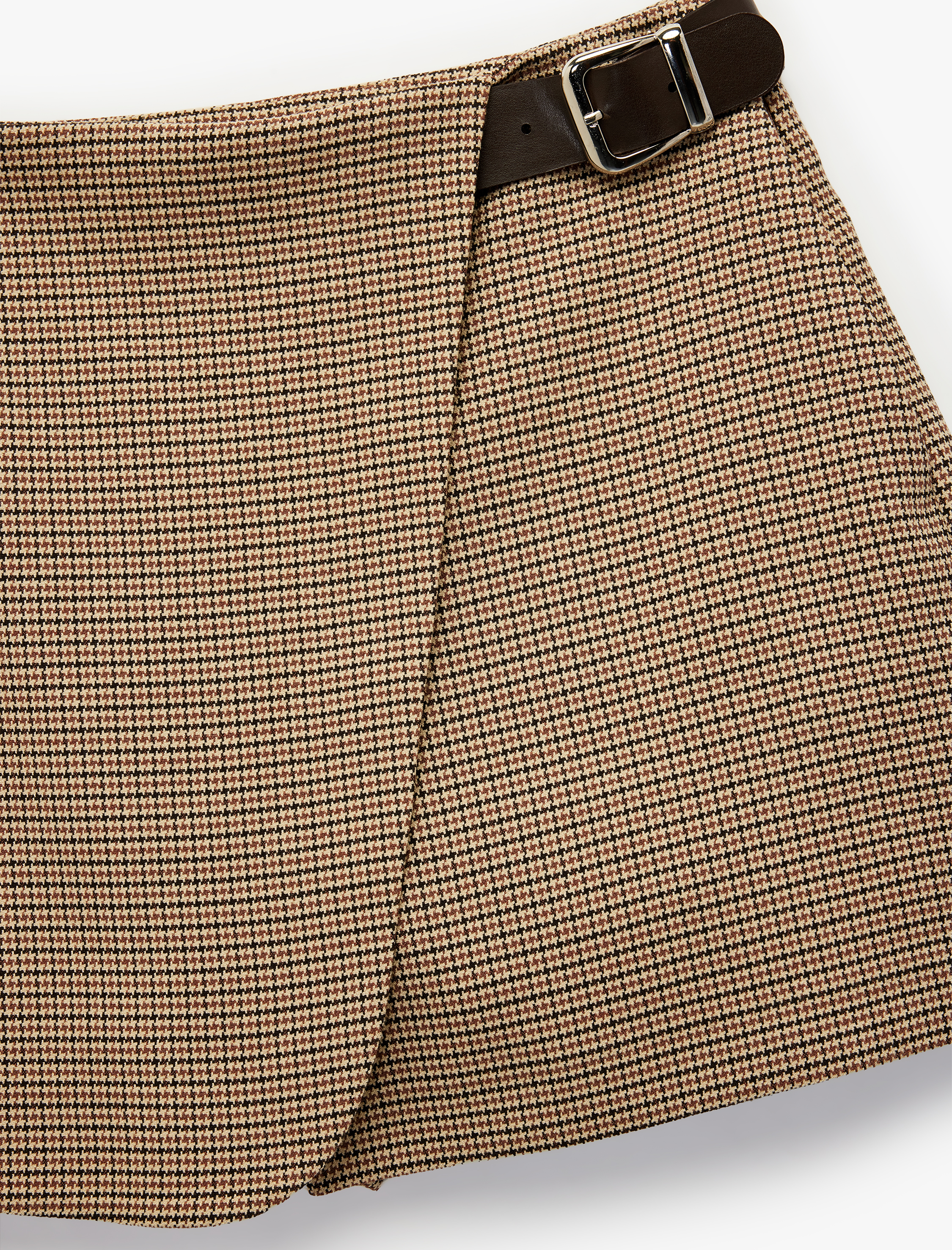   Koton X Sibil Çetinkaya - Kruvaze Yarım Kemer Detaylı Cepli Ekose Mini Şort Etek