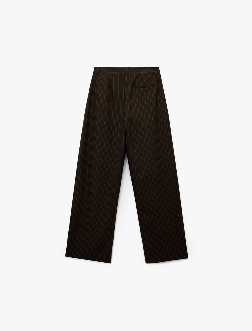   Koton X Sibil Çetinkaya - Pile Detaylı Cepli Çizgili Düz Geniş Paça Kumaş Pantolon