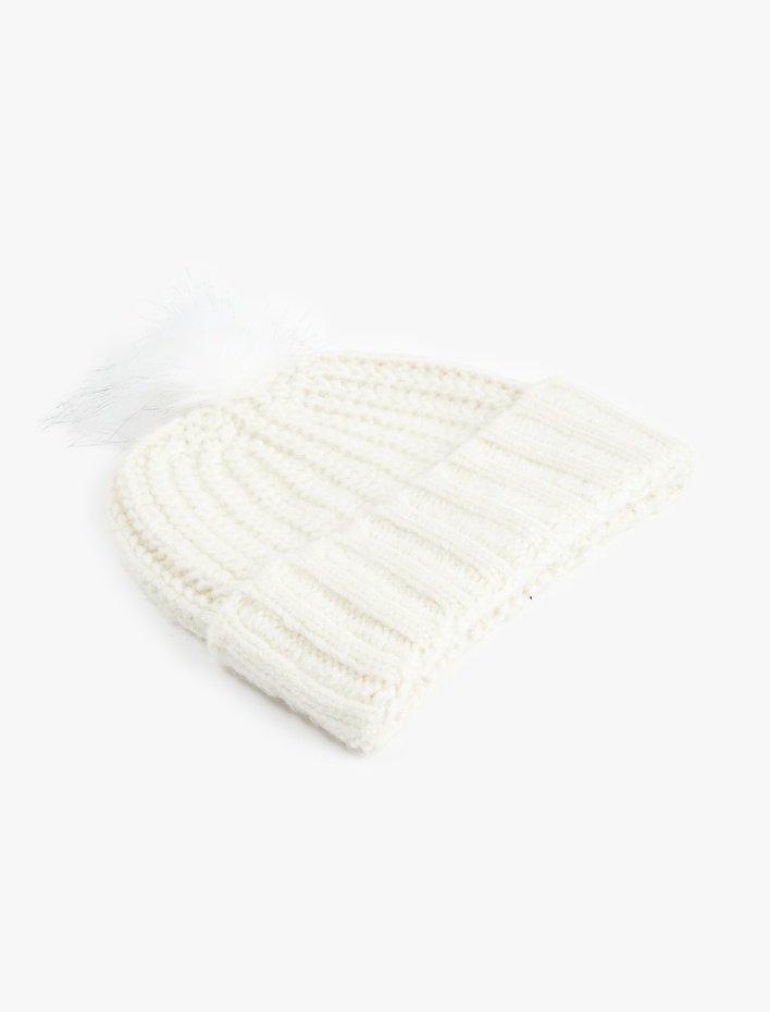 Kadın Katlı Pon Pon Detaylı Örgü Bere