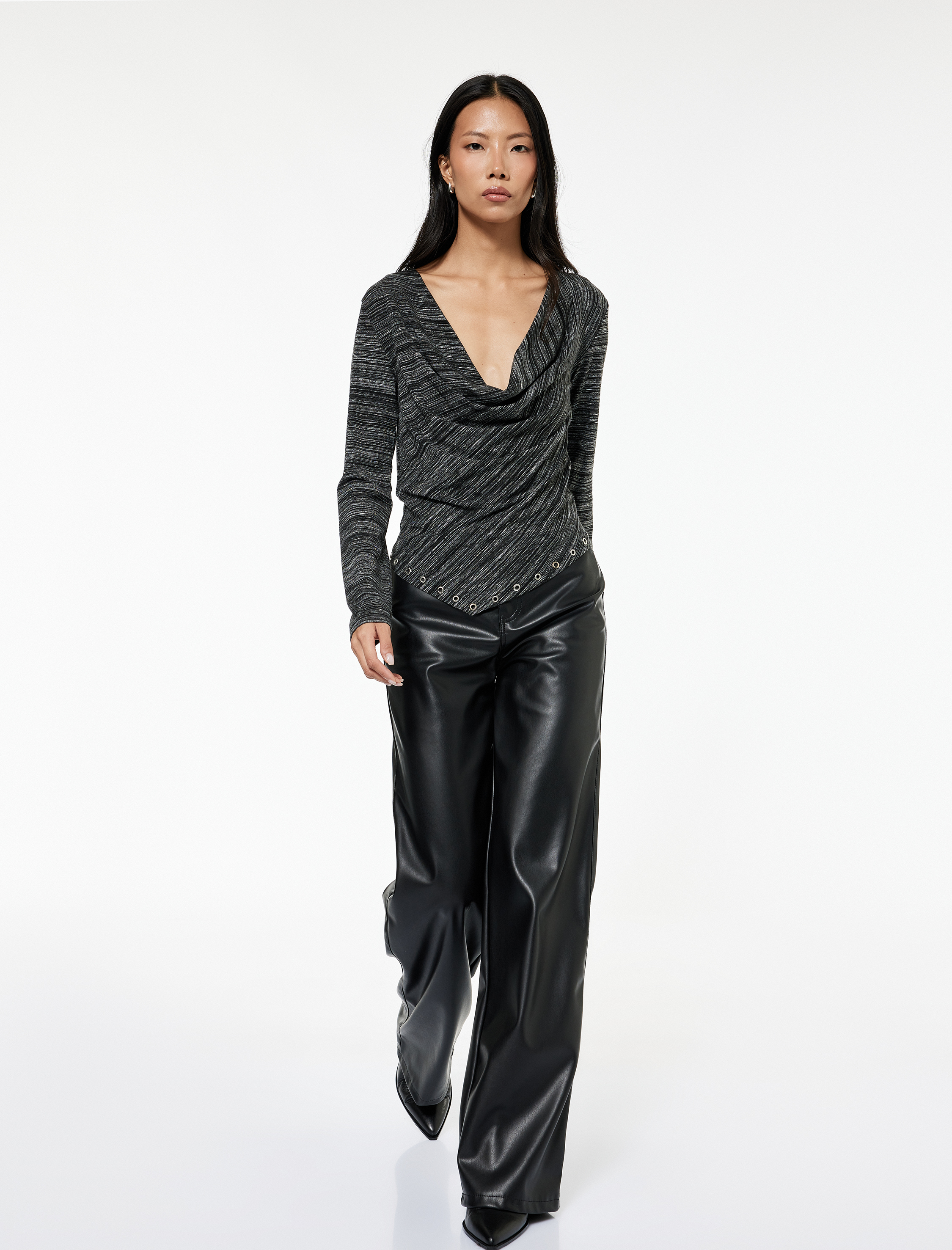   Koton X Sibil Çetinkaya - Uzun Kollu Kuş Gözü Detaylı Asimetrik Degaje Yaka Bluz