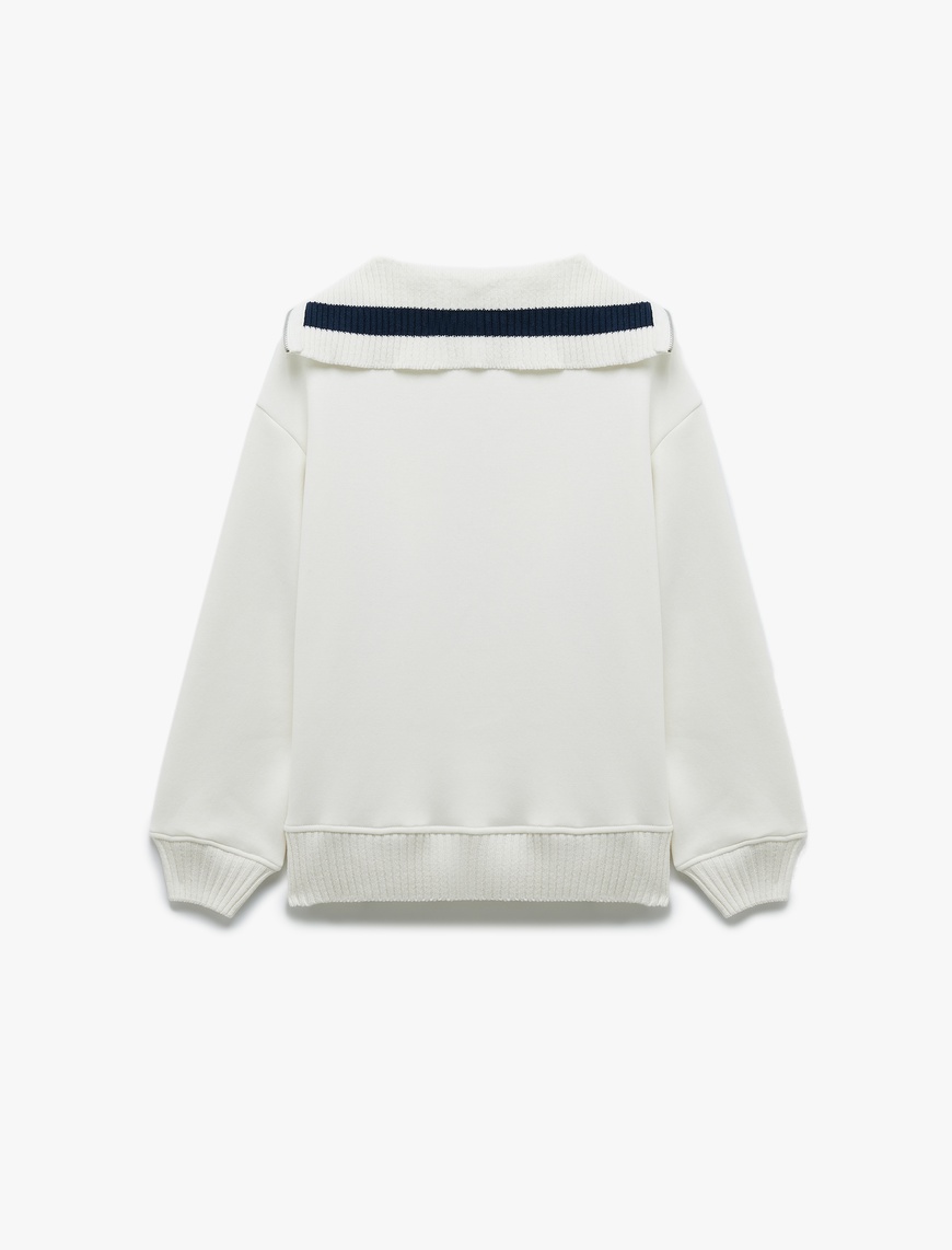   Şardonlu Yarım Fermuarlı Geniş Yaka Kolej Temalı Baskılı Sweatshirt