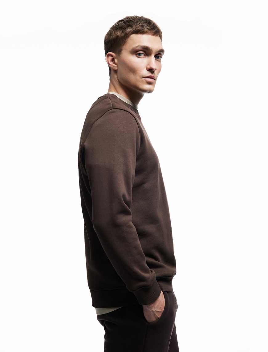 Koton Erkek Pamuklu Uzun Kollu Şardonlu Bisiklet Yaka Erkek Basic Sweatshirt