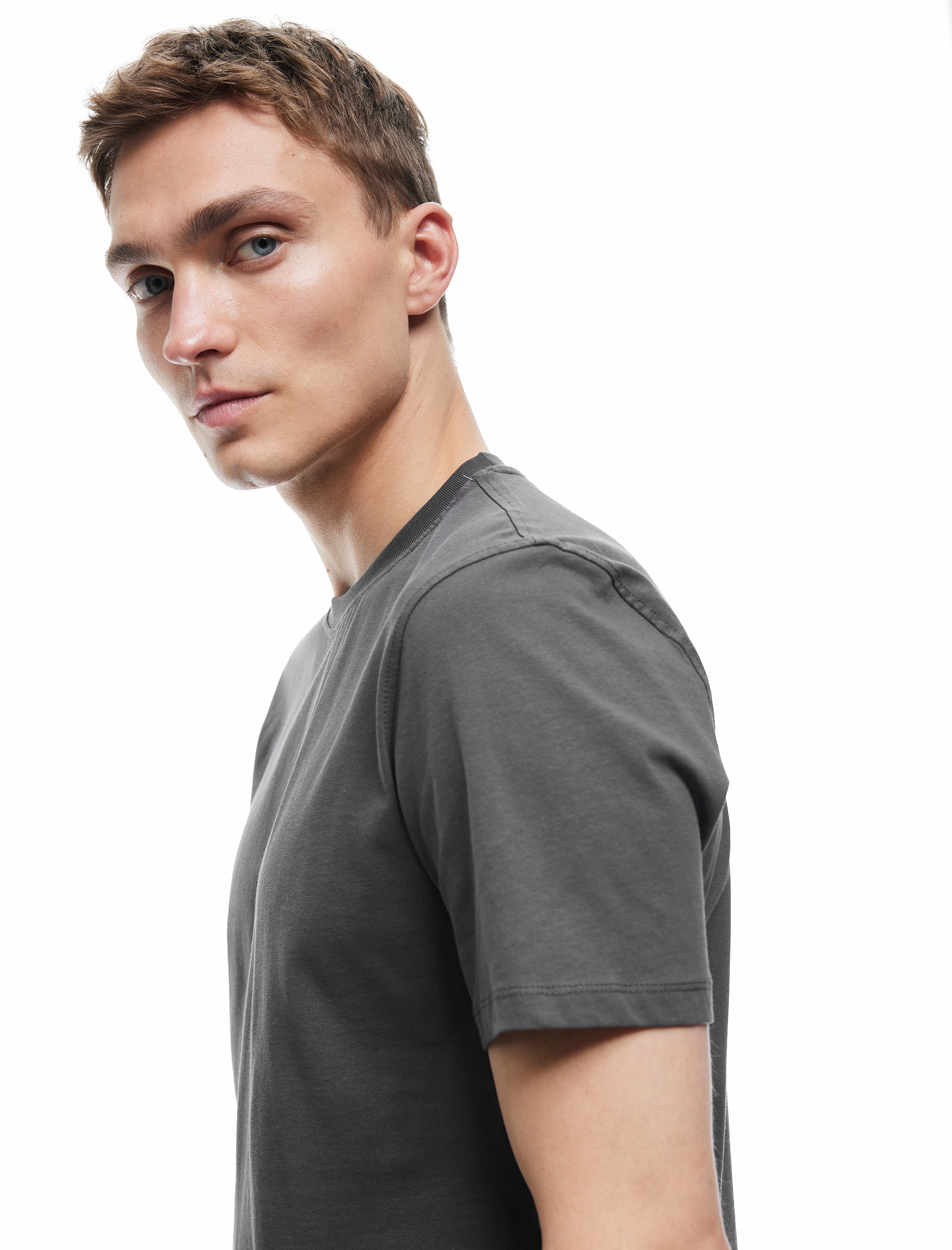   Pamuklu Kısa Kollu Bisiklet Yaka Slim Fit Erkek Basic Tişört