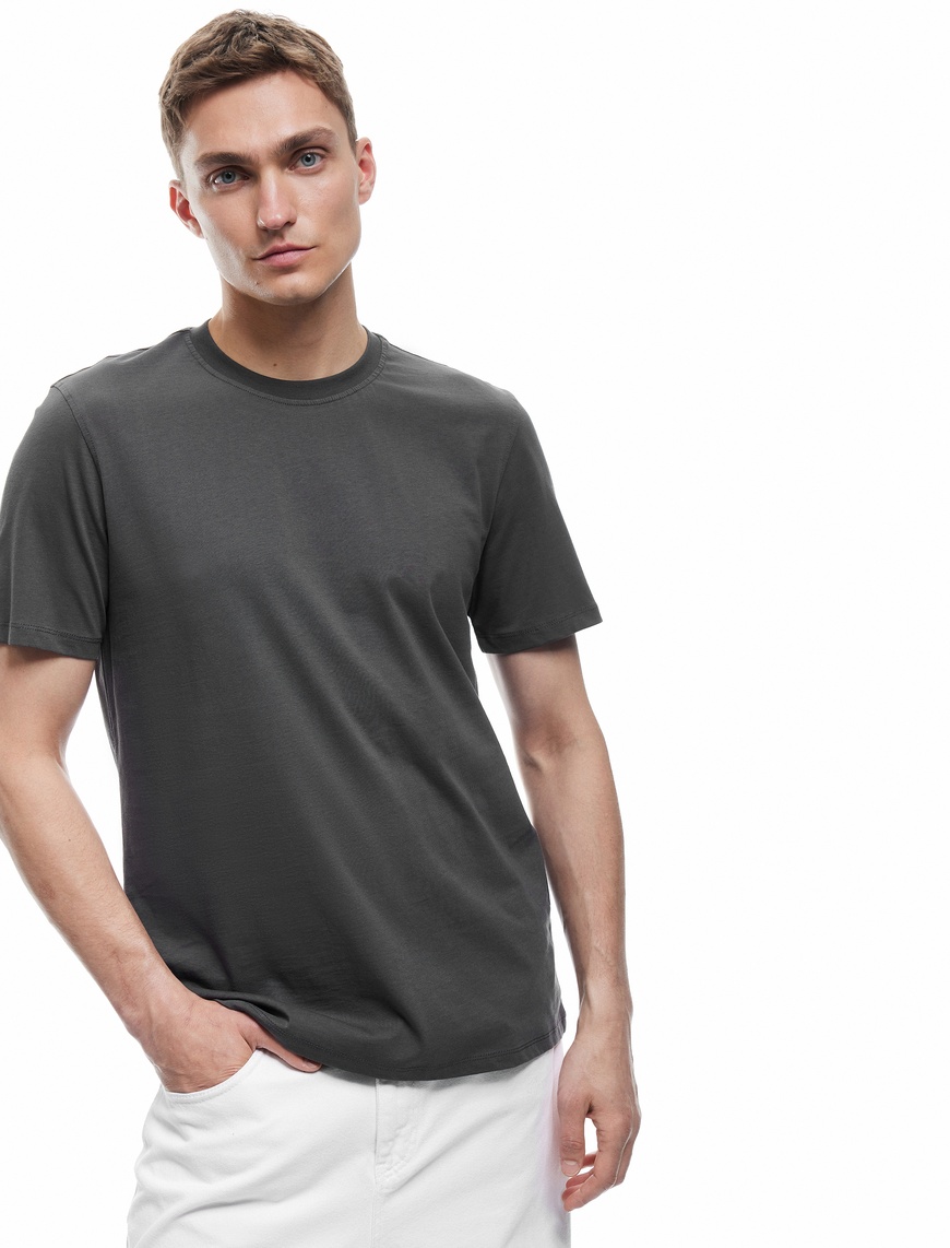   Pamuklu Kısa Kollu Bisiklet Yaka Slim Fit Erkek Basic Tişört