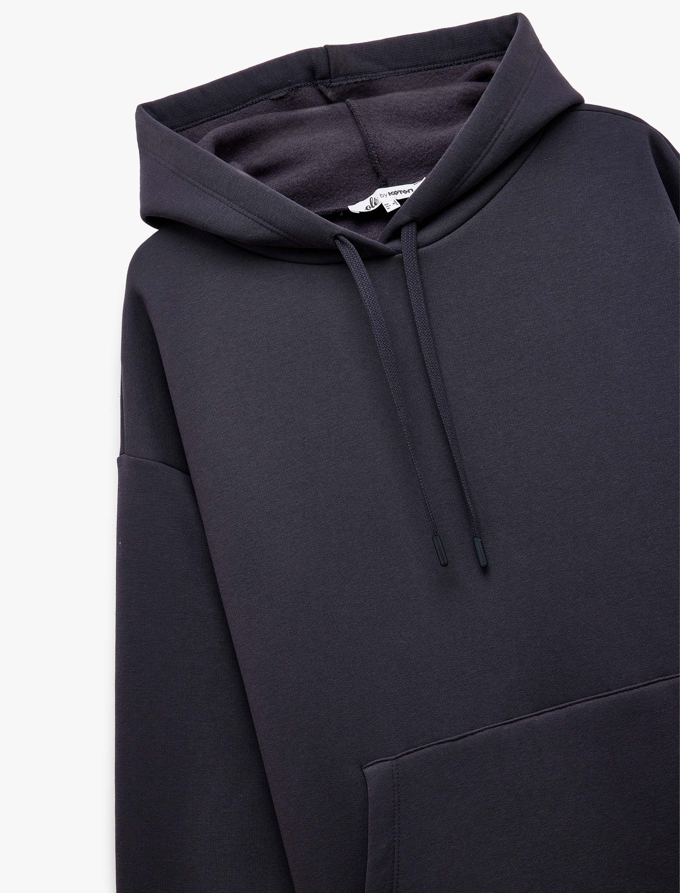   Üç İplik Şardonlu Kanguru Cepli Basic Kapüşonlu Sweatshirt