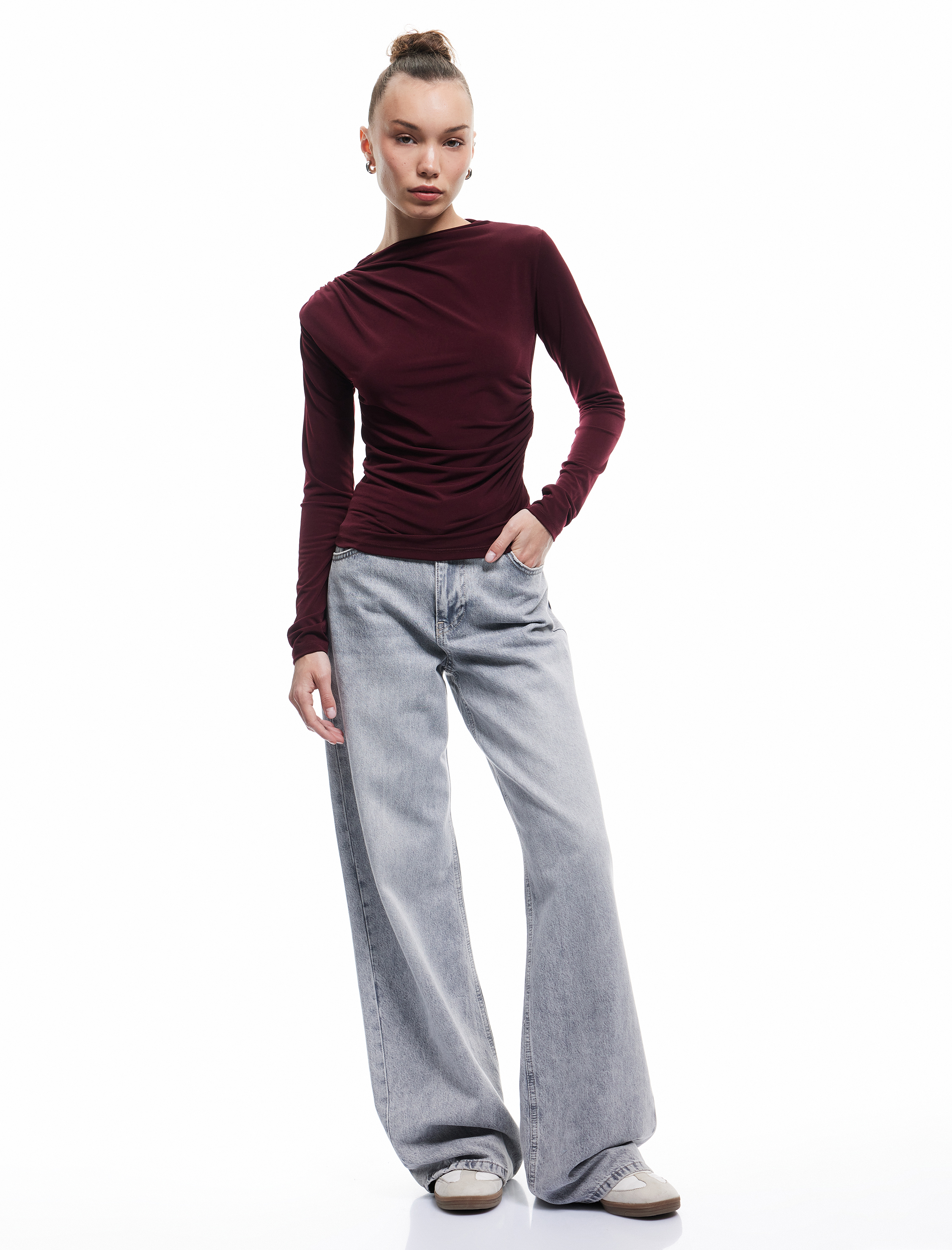   Drape Detaylı Dar Kesim Uzun Kollu Tişört