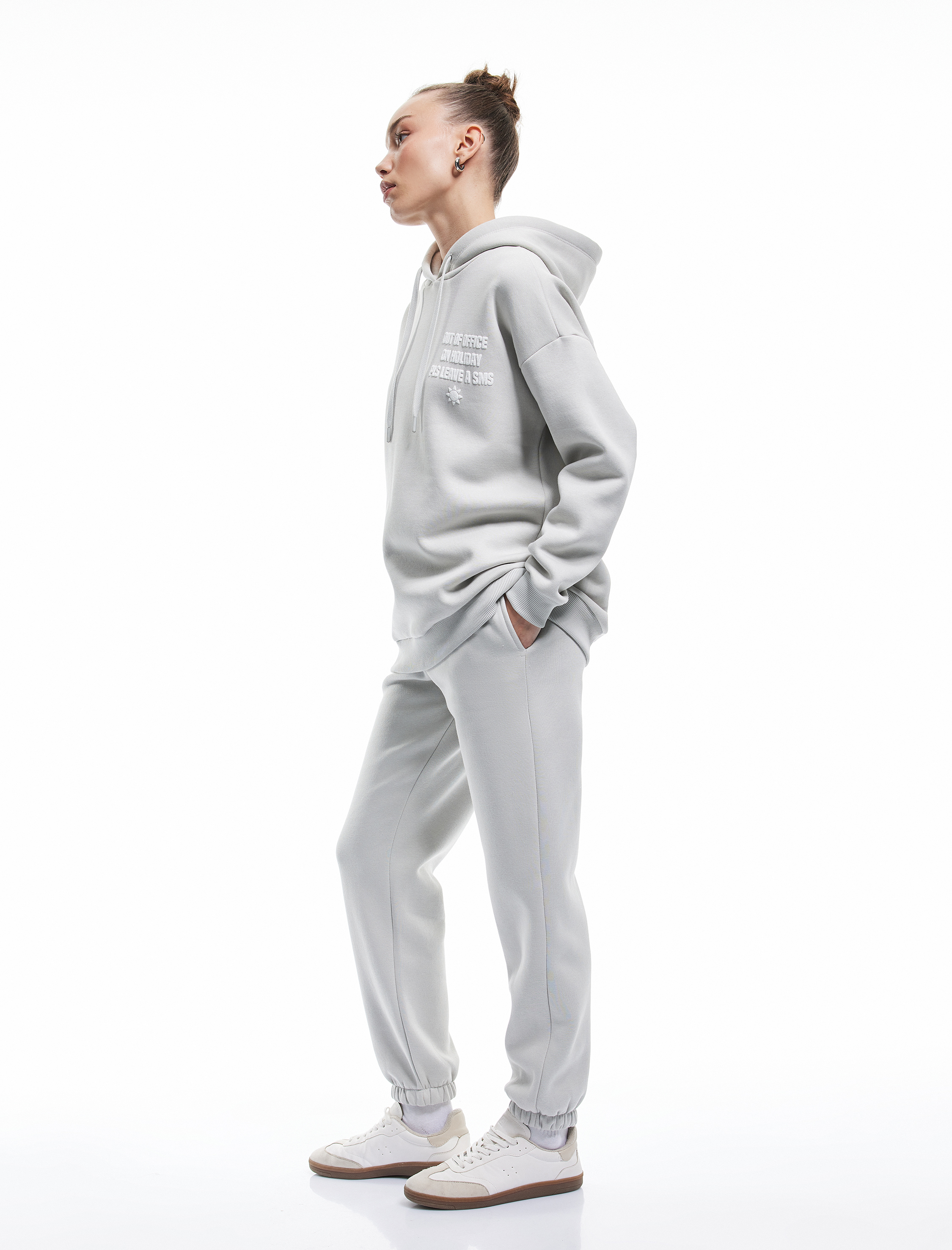   Pamuklu Şardonlu Cepli Beli Bağcıklı Oversize Jogger Eşofman Altı